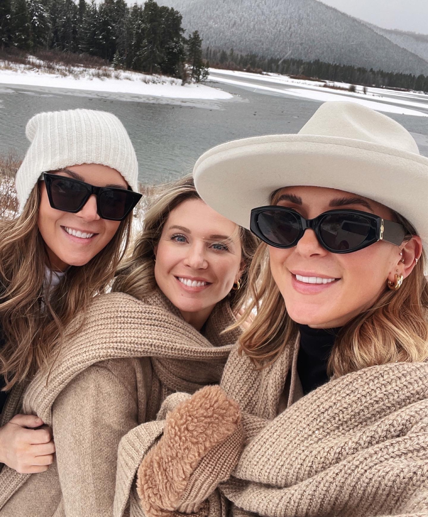 Girls weekend in Jackson Hole. All wearing my collection for Splendid. Beanie, cash blend scarf, coatigan. Cella Jane 

#LTKSeasonal #LTKstyletip