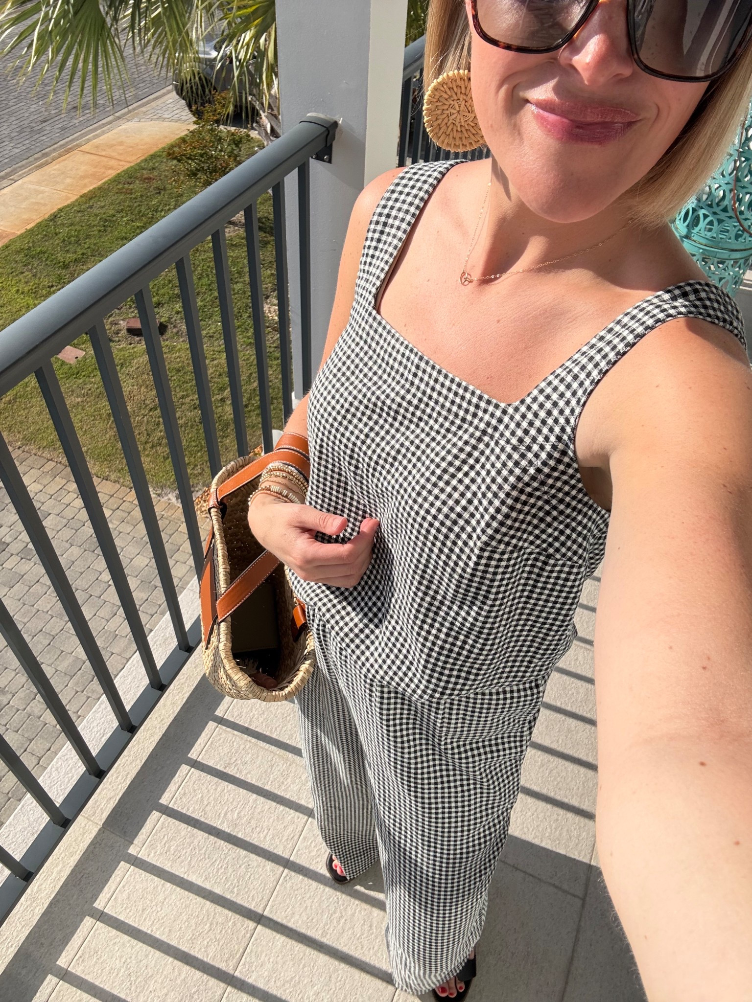 Final night dinner look- love this affordable linen set from Target 

Wearing small in both 

#LTKSaleAlert #LTKFindsUnder50 #LTKStyleTip