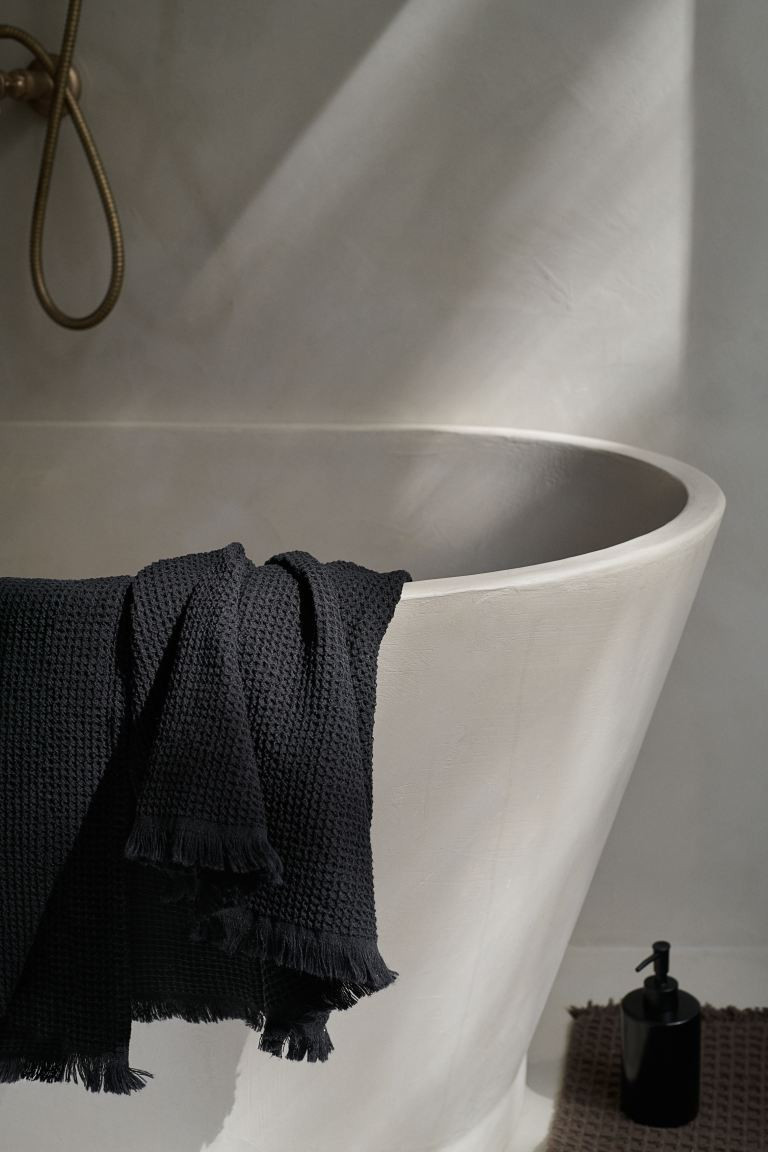 Waffled Bath Towel | H&M (US + CA)