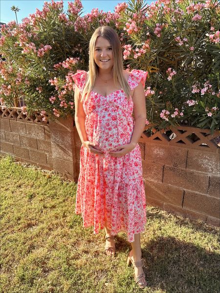 Can’t believe I’m halfway through pregnancy already🌸 we can’t wait to meet our sweet girl in 20 more weeks! 

This dress is non-maternity & is 20% off right now - it’s like they knew I was 20 weeks into this😉

#LTKSeasonal #LTKbump #LTKsalealert