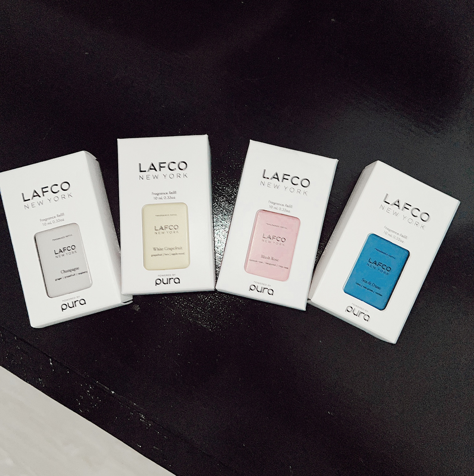 Pura spring refills! 🤍
#springhome
#smellgood
#homescent 
#cleanhome 
#refill