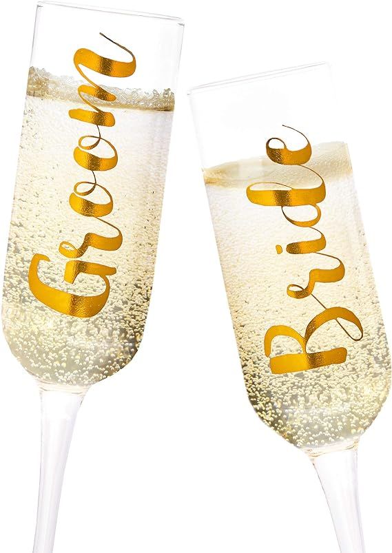 Juvale 2-Pack Gold Glass Groom and Bride Champagne Wedding Flutes, 8 Ounces | Amazon (US)