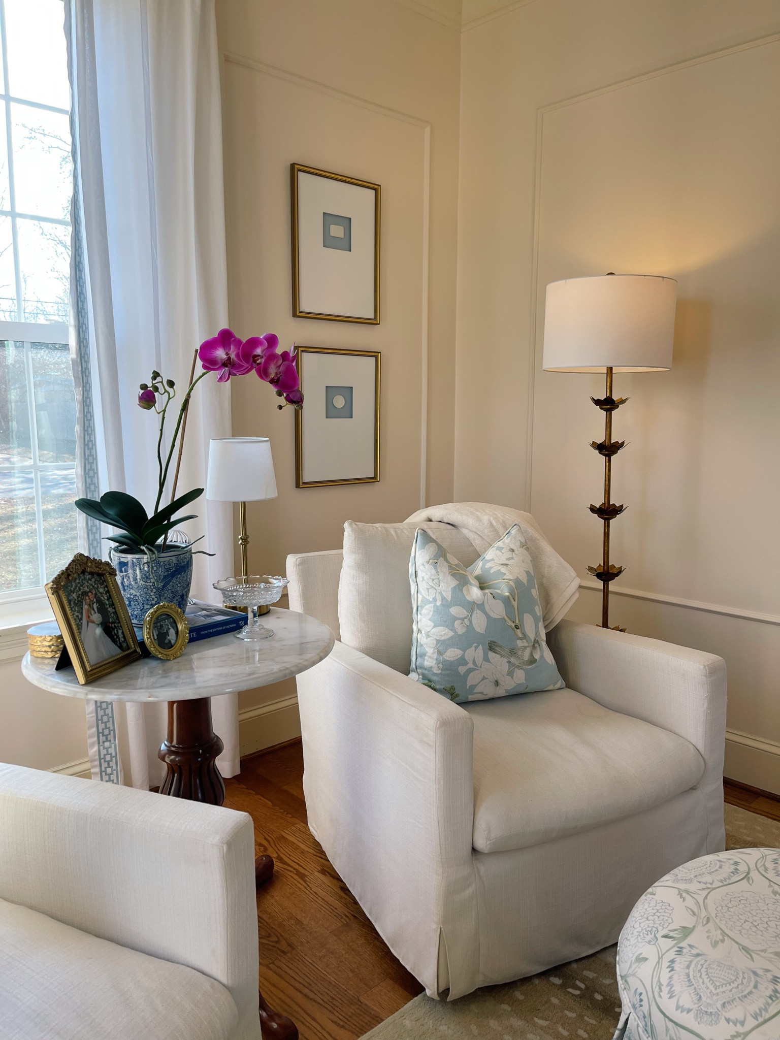 Love these swivel chairs & such a good price! 🤍✨