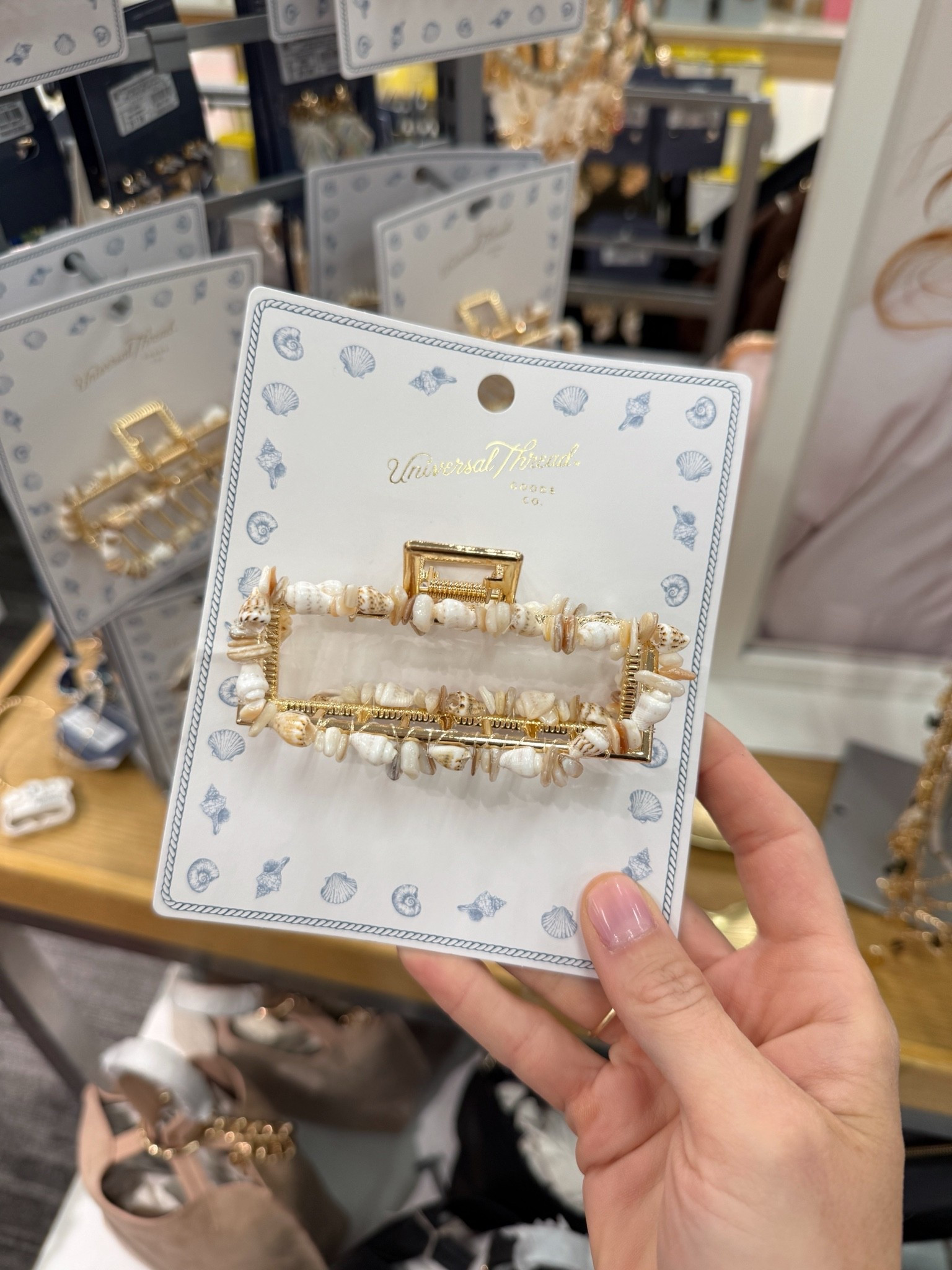 Seashell claw clip

#LTKootd #LTKSeasonal #LTKselfcare