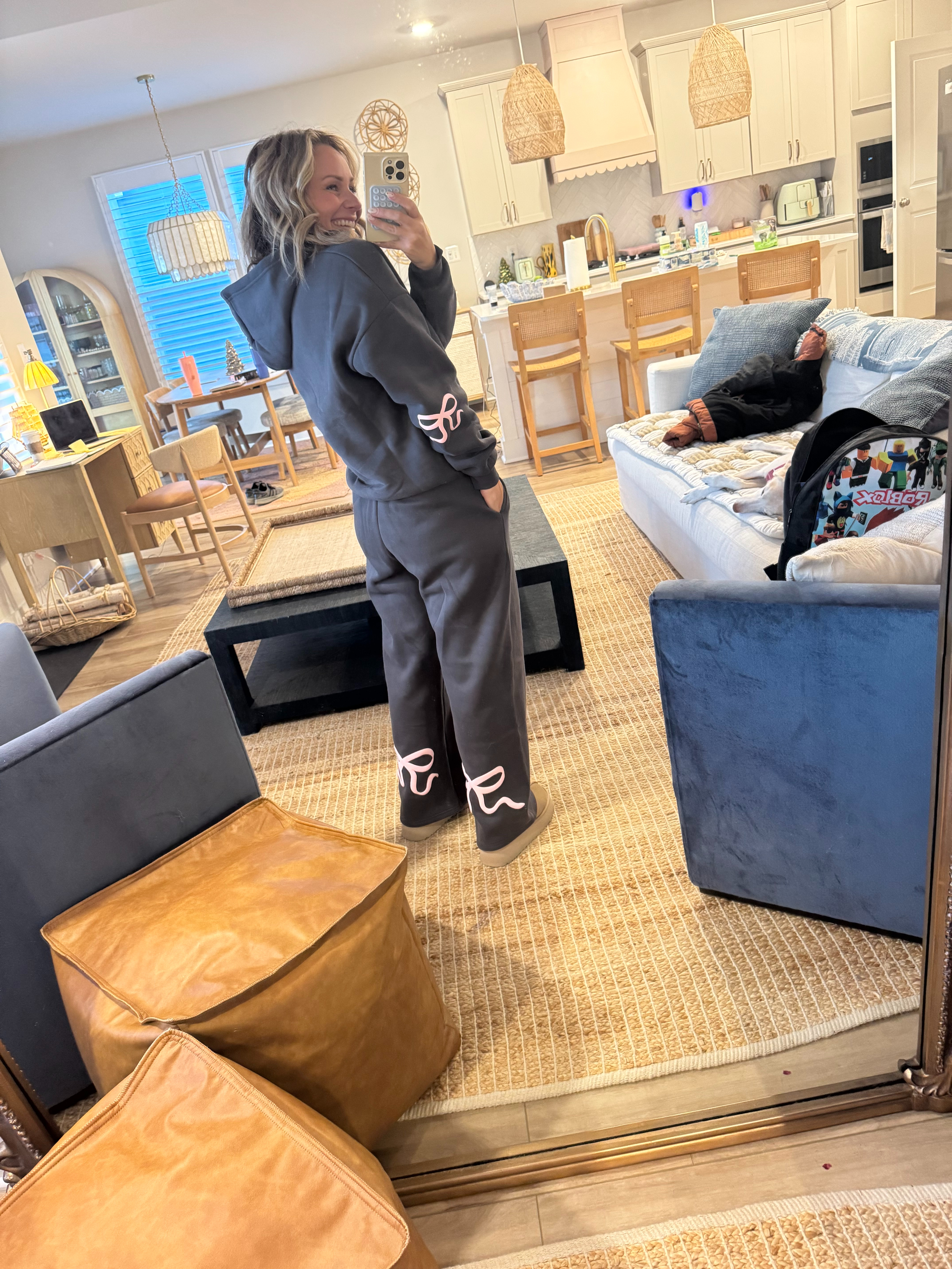 Would be such a cute galentines / valentines night in outfit! the bows on the elbows are too cute🎀 TTS S

galentines, valentines, sweat set, two piece set, amazon fashion, amazon loungewear, athleisure, uggs, platform slippers, curling iron, navy hair care, petite fashion, Claire Tammaro 

 #LTKFindsUnder50 #LTKFindsUnder100 #LTKStyleTip