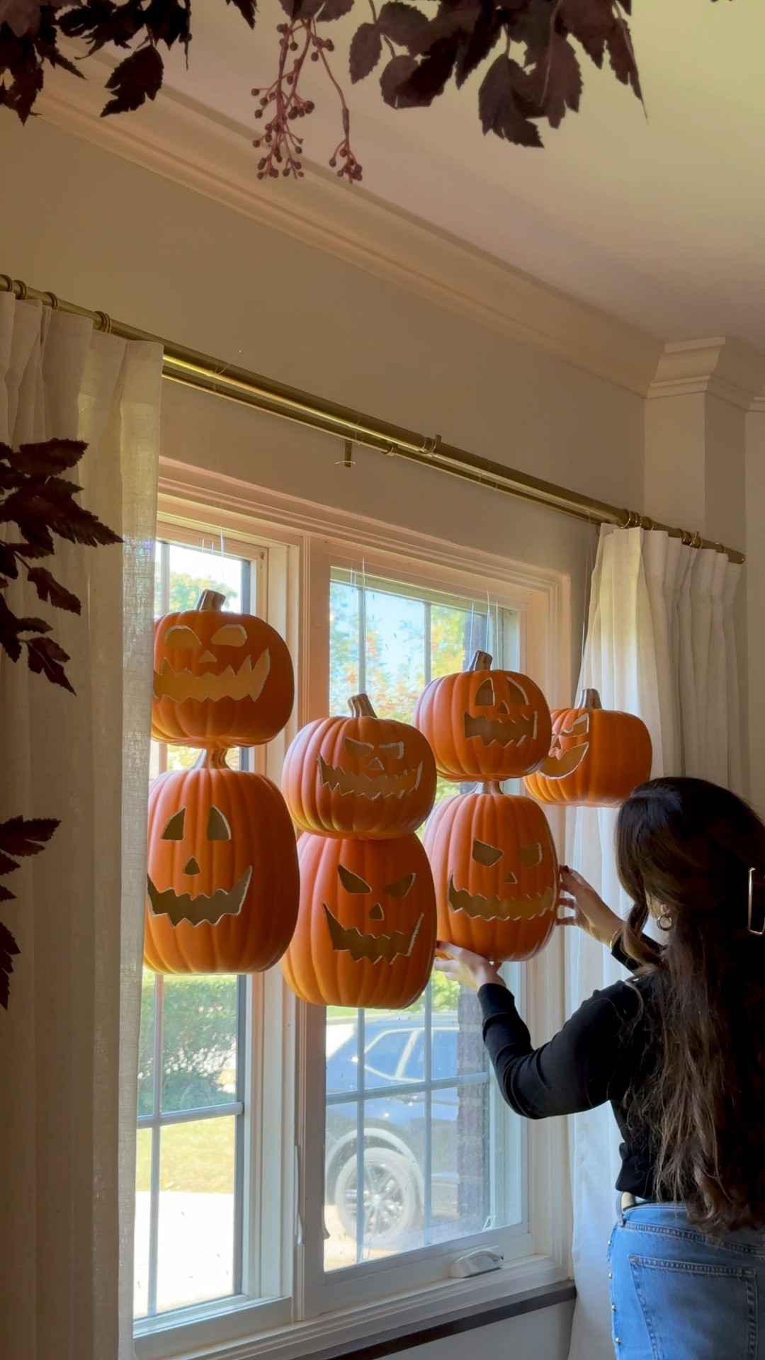 Floating Jack-o-Lantern diy! These were easy (yet an arm workout) qnd I’m so excited to have these every Halloween!

#LTKHalloween #LTKHome #LTKSeasonal
