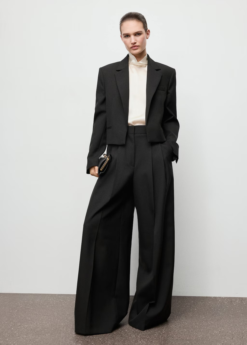 Wide-leg pleated suit pants black - Woman - 2 - MANGO | Mango (US/MX/AU)