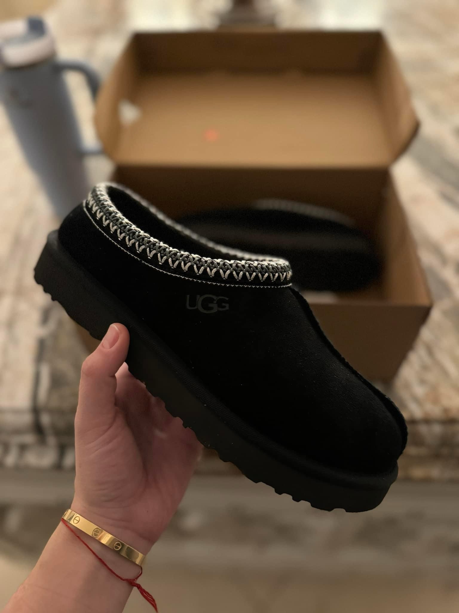 Finally got my hands on the Ugg Tasman slippers! Love them! 

#LTKhome #LTKfindsunder100 #LTKshoecrush