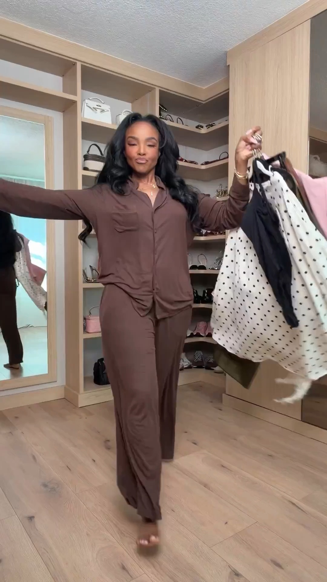 Scroll to shop these Mother’s Day looks 💐

From soft neutrals to playful prints, these outfits are perfect for celebrating in style. Each piece is easy to mix, match, and rewear—so you’re building a wardrobe that works overtime and keeps your cost per wear low.

Perfect for Mother’s Day brunch, family gatherings, church, date night, or spring events.

📏 Measurements: 5’4”, 140 lbs, 34D bust, 27” waist, 40” hips

Follow me on Instagram and YouTube @kirasfashionfinds


