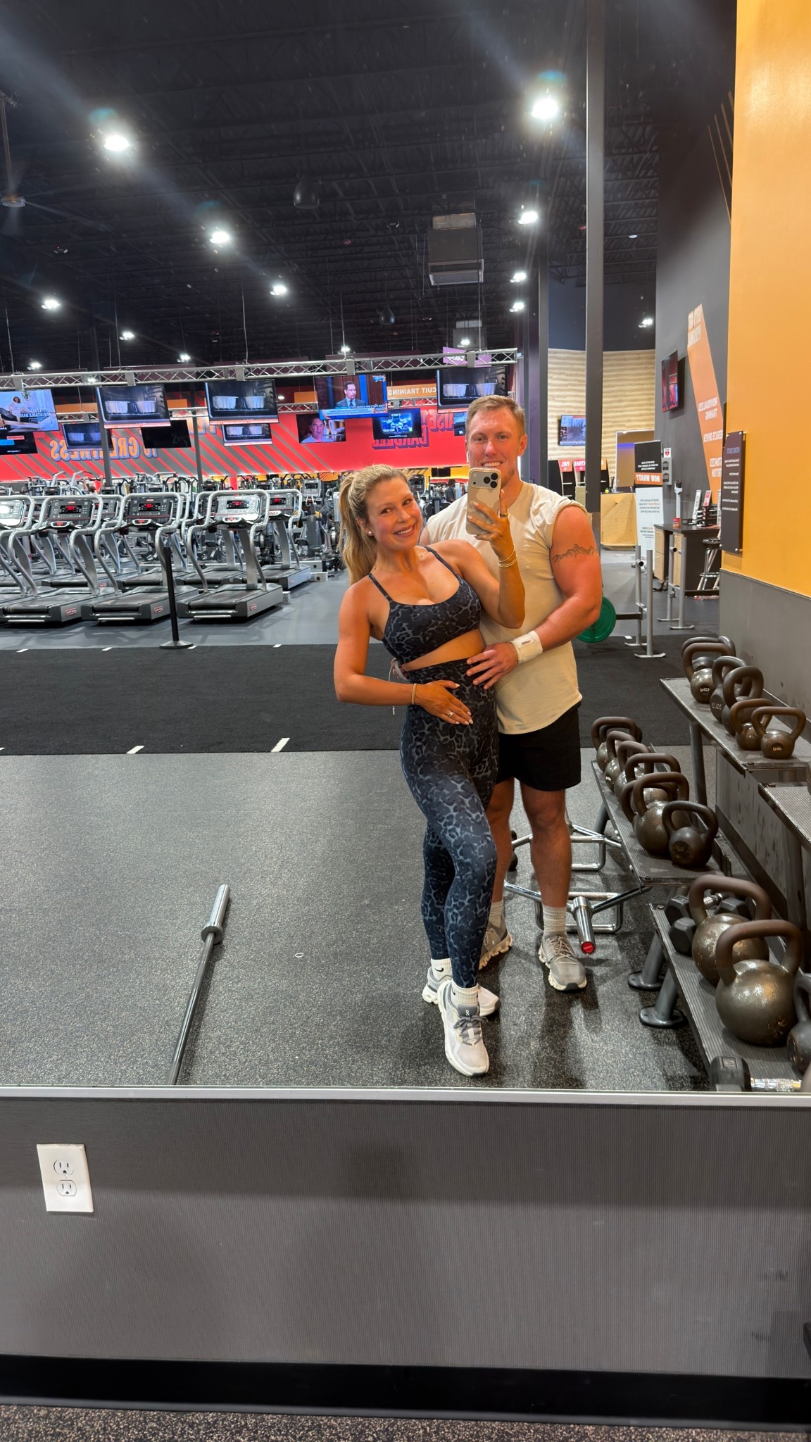 18wk pre Thanksgiving pump 💪

#LTKdayinmylife #LTKActive #LTKPetite