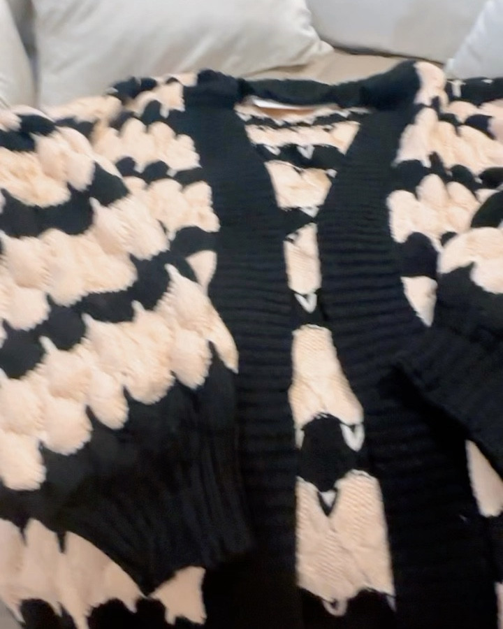 All about the cardigans heading into this fall! The quality on this sweater is great! Love the bubble sleeve and knit detail!

#LTKMidsize #LTKStyleTip #LTKSaleAlert