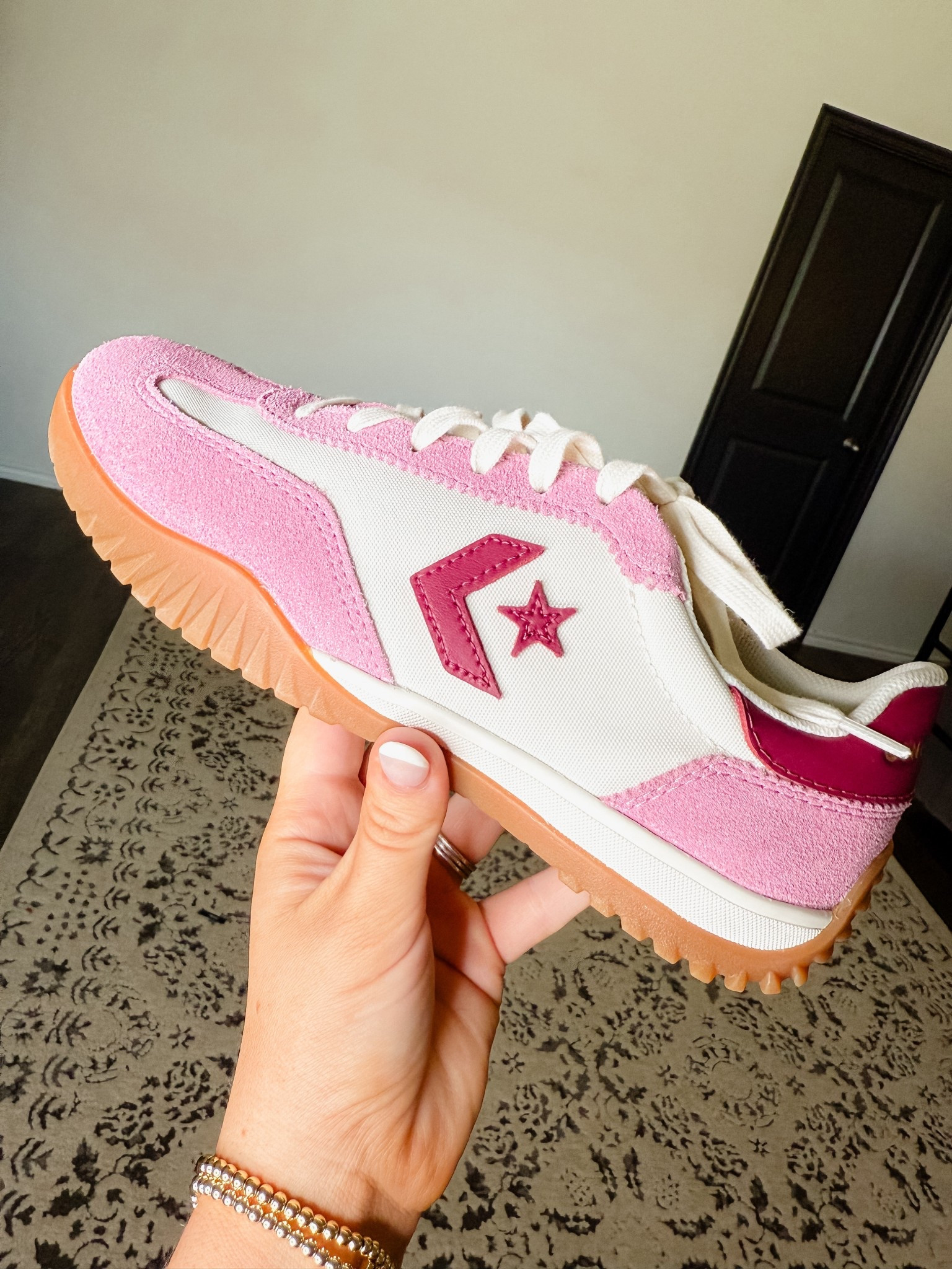 My new favorite sneakers! 

#LTKFindsUnder100 #LTKStyleTip #LTKShoeCrush