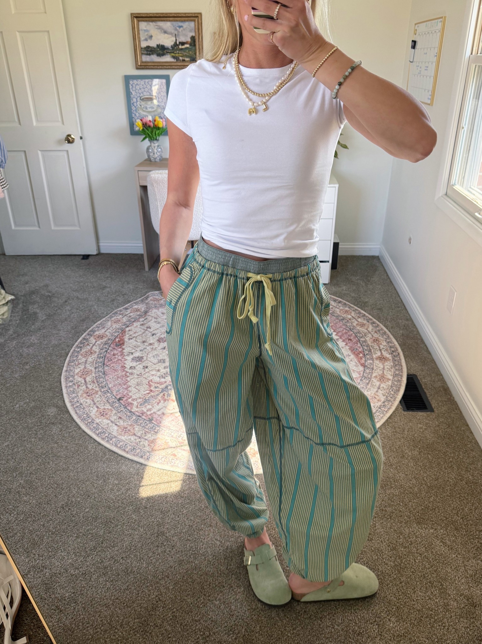 Fun pants! 🍵🍵🍵🍵 some of my favs- size Medium!

#LTKootd