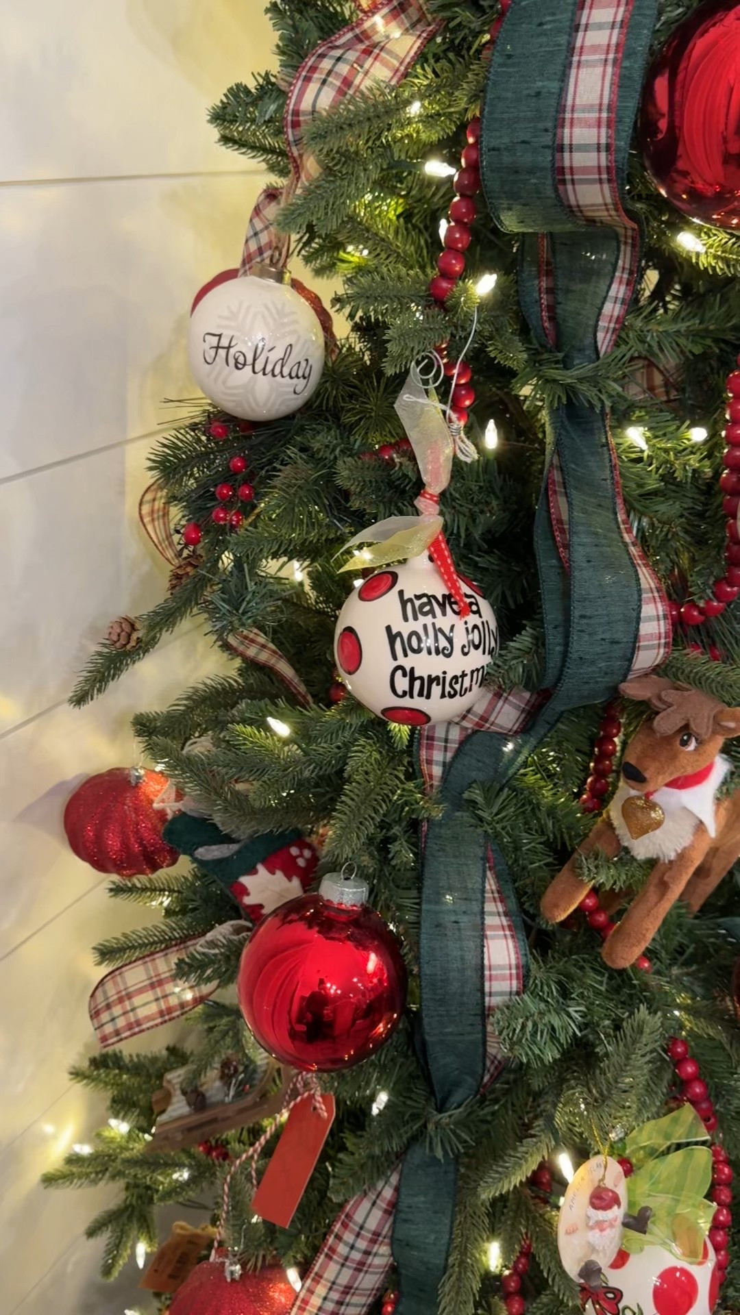 Dining room tree…. I linked all I could this beauty is from Walmart and I just love it!! 🎄❤️🙌🏼

#LTKmomlife #LTKHome #LTKSeasonal