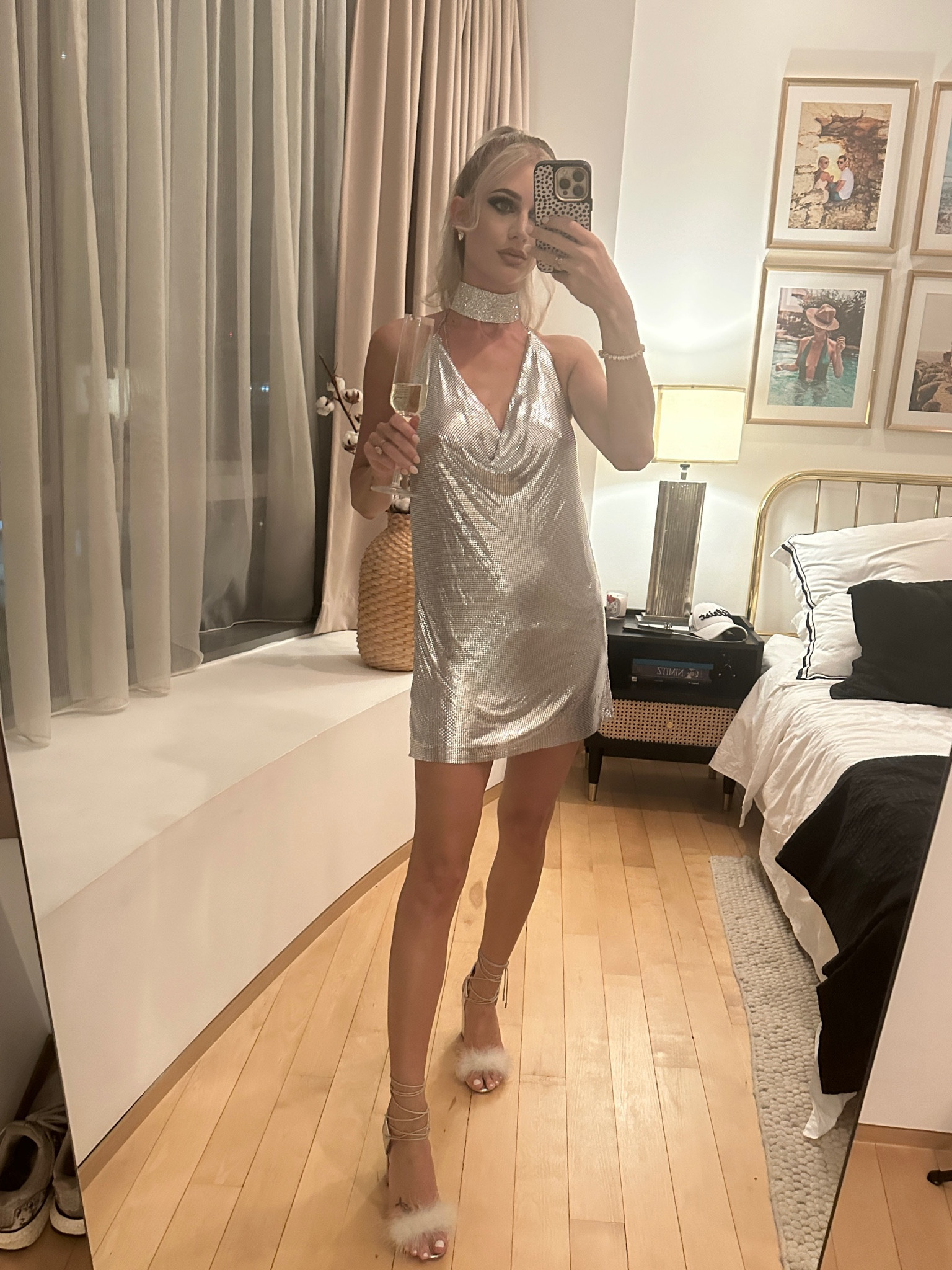 The ultimate Paris Hilton outfit! Perfect for Halloween coming up 🪩

#LTKHalloween