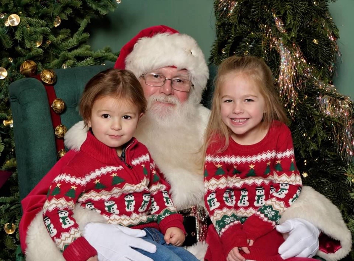 PSA: pics with Santa are free with your Nordstrom card!
Nordstrom x Shutterfly photos
Sitewide sale 
Children’s clothing sale
Matching sibling outfit 
Matching holiday outfits
These were purchased last year after Christmas but linking this years version!
Holiday kids outfits 
Christmas kids outfit
Reindeer sweater for boys
Reindeer dress for girls
Girls sweater dress
Girls Christmas dress
Girls holiday dress
Boys Christmas sweater
Boys holiday sweater
Quarter zip for boys
Winter outfit for kids
Holiday events
Meeting Santa 


#LTKHoliday #LTKSaleAlert #LTKKids
