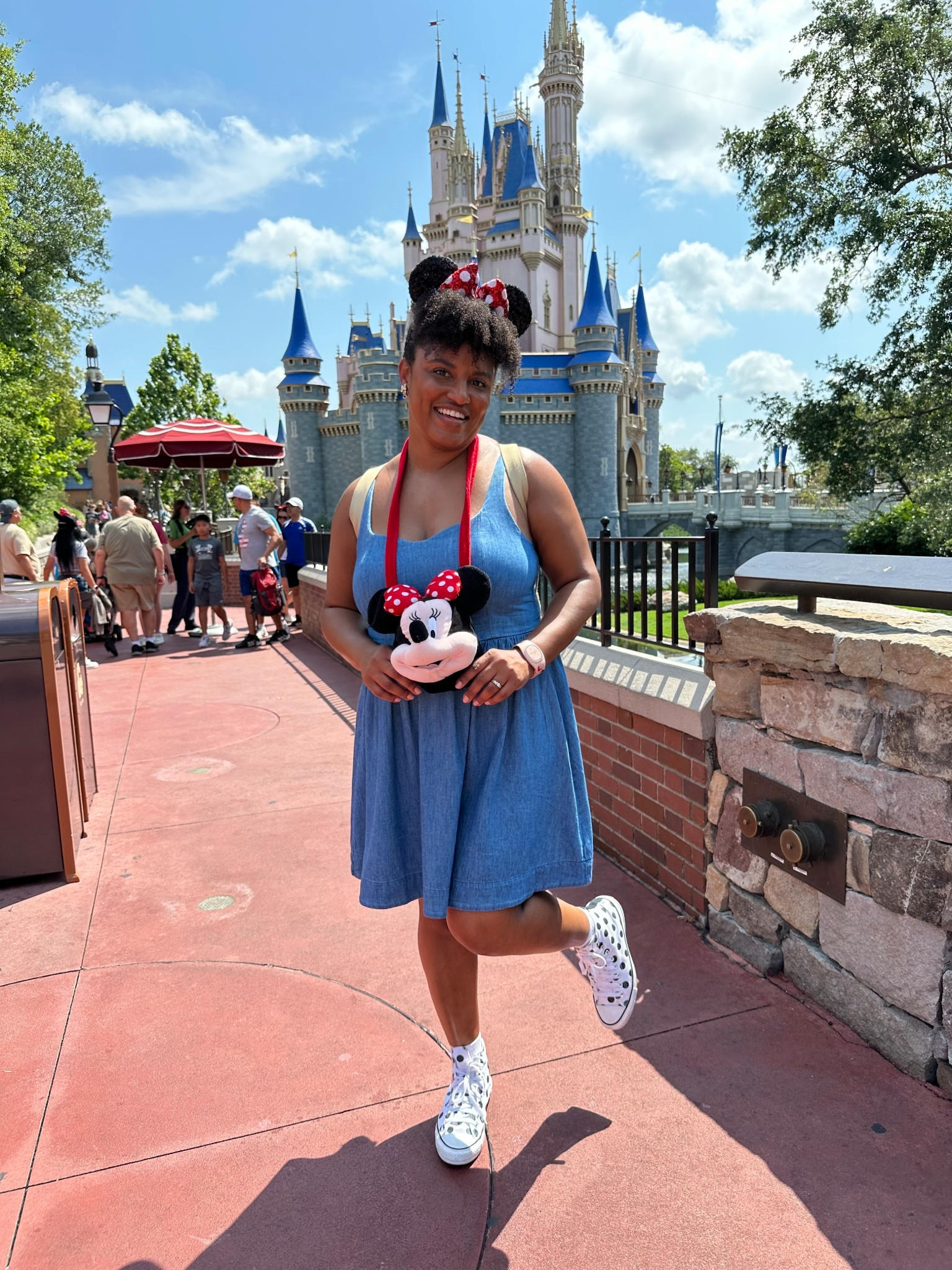 Midsize disney outfit ideas
Midsize Old navy
Denim dress | wearing size L

#LTKFindsUnder50 #LTKMidsize #LTKTravel