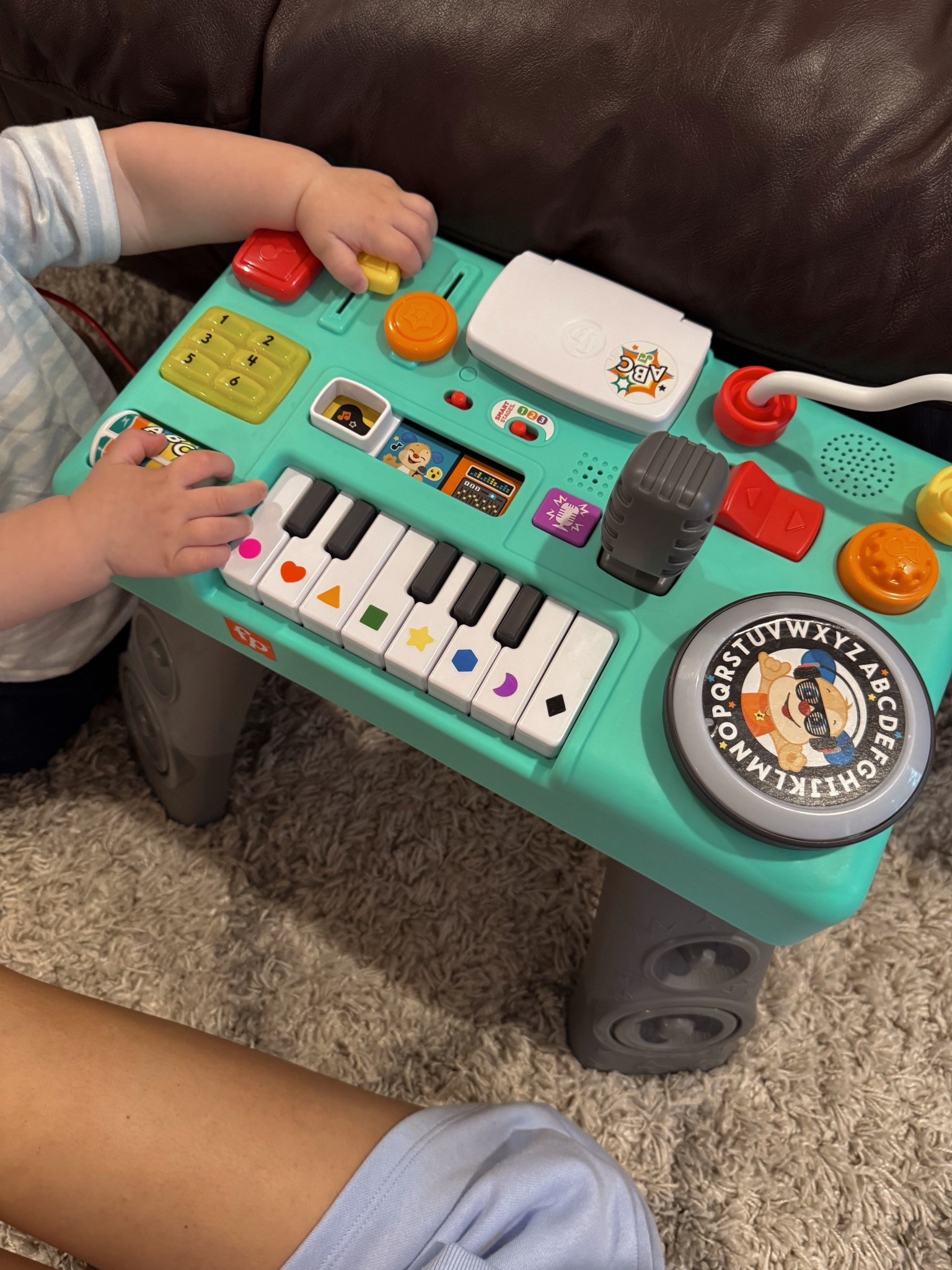 This is your sign to get the fisher price DJ set — it’s become an instant favorite 

#LTKBaby #LTKKids #LTKFindsUnder100
