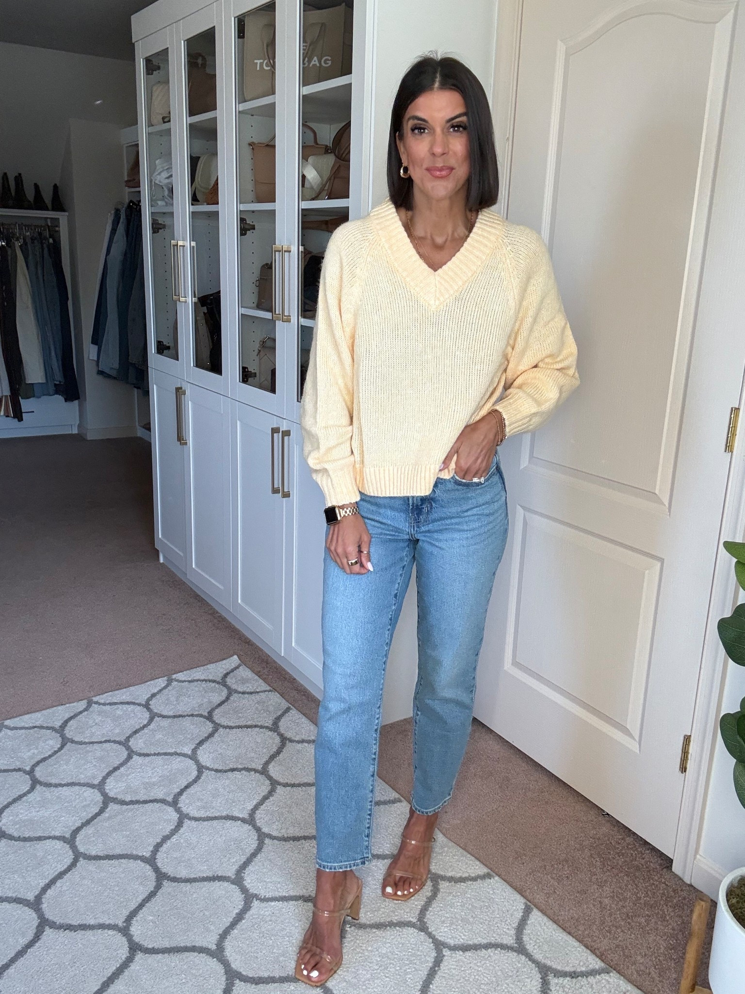 absolutely love this Old Navy sweater!! 40% off! Size small. Size 2 in jeans. 

#LTKFindsUnder100 #LTKSeasonal #LTKSaleAlert