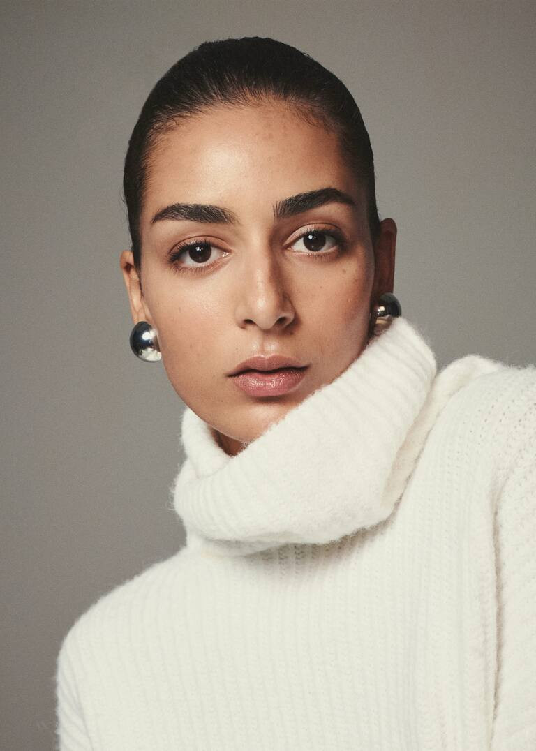 Round earrings | MANGO (US)