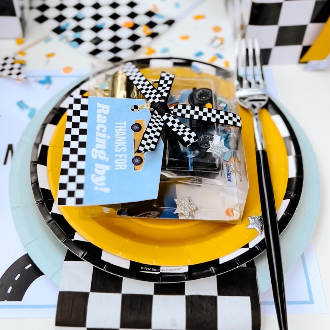 ✨🏎🏁Race Car Party Favors UNDER $5!

Plastic Trophies
Hot Wheels Car
DIY Confetti
Checkered Ribbon

#LTKfamily #LTKSeasonal #LTKparties