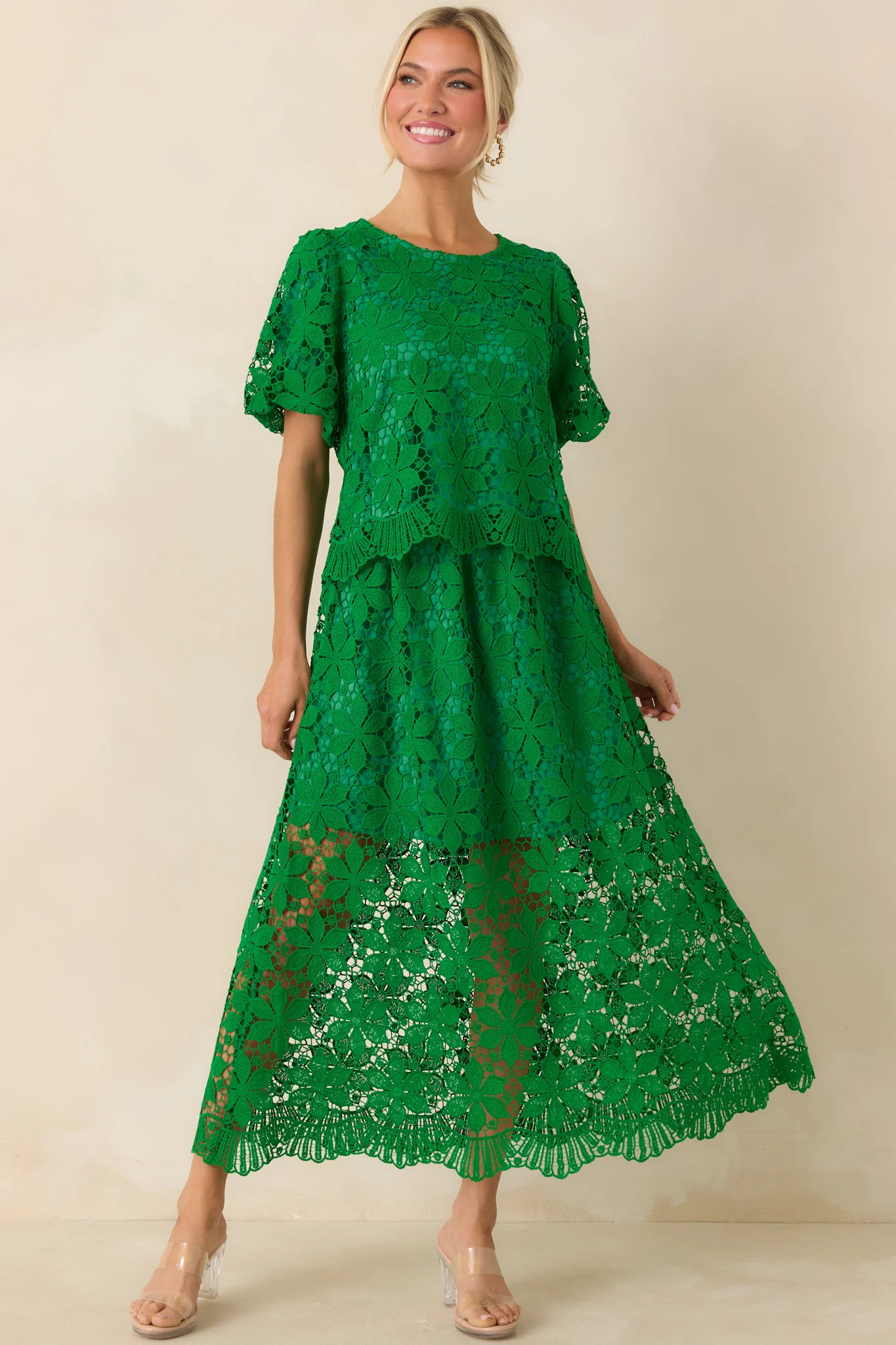 All the Attention Green Floral Lace Short Sleeve Top | Red Dress
