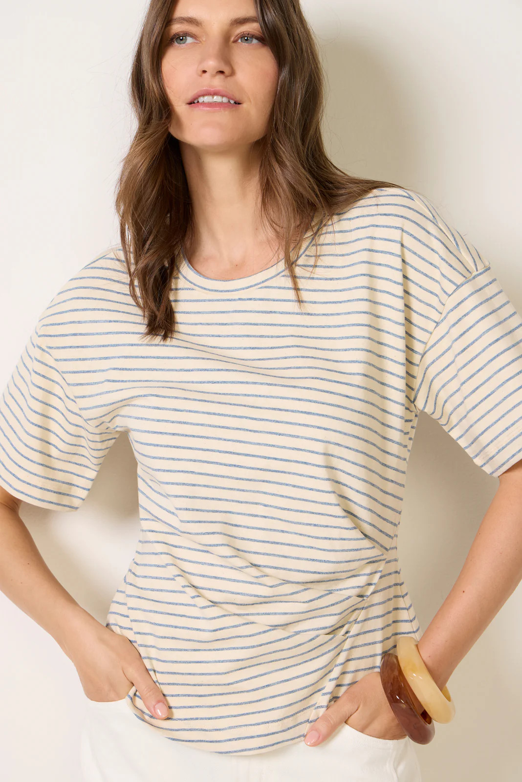 EVEREVE Women's Mel Stripe Side Pleat T-Shirt, Size XL, White | Evereve