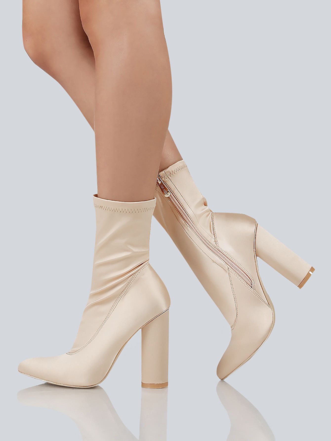 Pointy Toe Cylinder Heel Boots NUDE | SHEIN