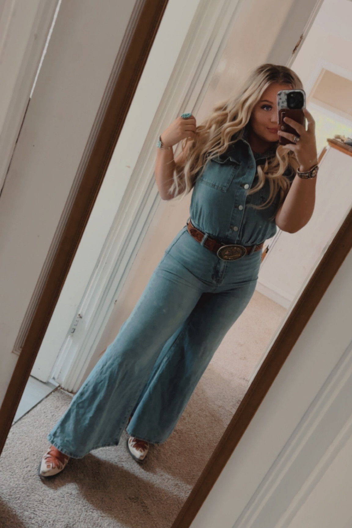 A little canadian tuxedo type moment 

#LTKmidsize #LTKFind #LTKunder100