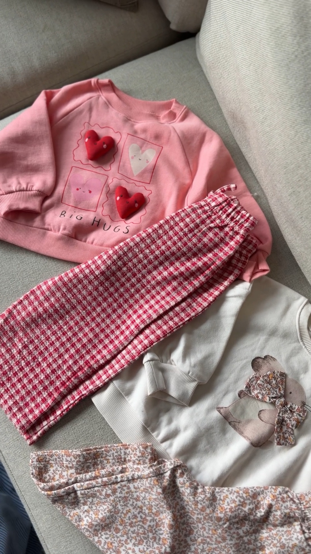 Truly one of the cutest spots!!! I can’t get over how cute the sets are and the prices! These are SO SOFT!!! New fave spot to shop 🙊

Valentine’s Day, bunny set, toddler girl outfits, gingham bottoms, goose set, silly goose, spring clothes 

#LTKFindsUnder50 #LTKKids