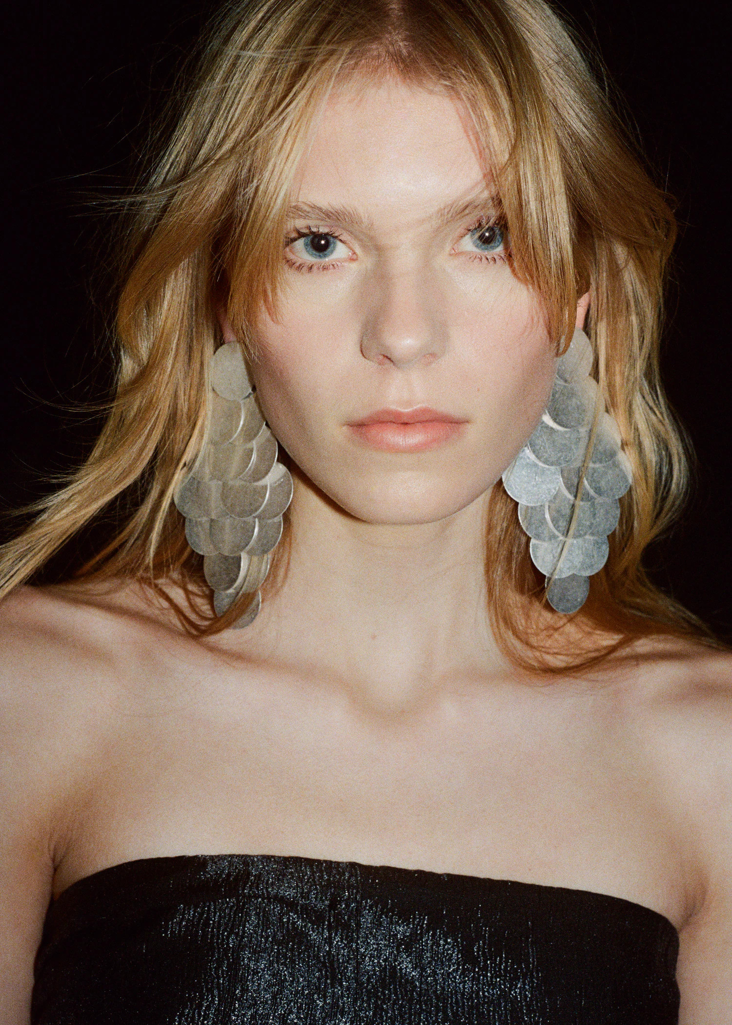 Boucles d'oreilles disques cascade - Femme | MANGO France métropolitaine | Mango EU