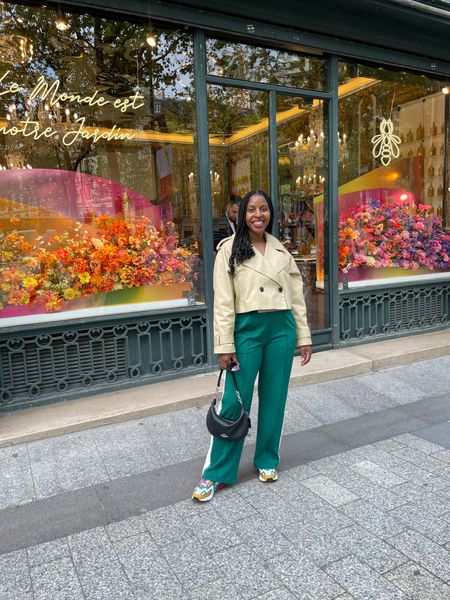 Casual outfit for sightseeing and shopping on vacation in Francee

#LTKStyleTip #LTKFindsUnder100 #LTKTravel