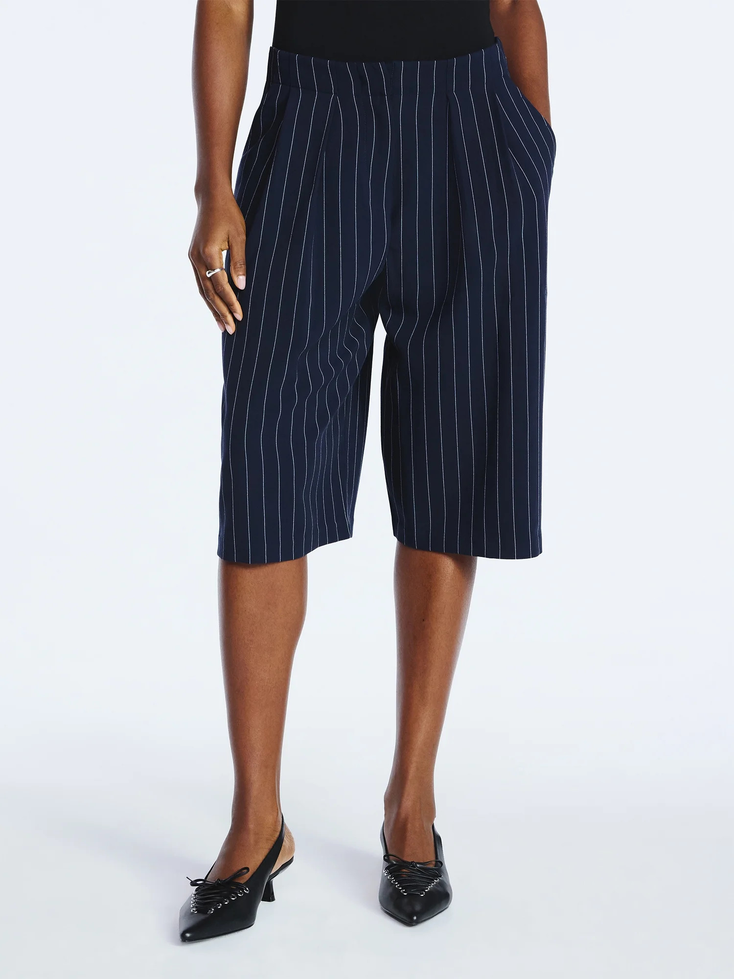 Scoop Women’s Pleated Culotte Pinstripe Pants, 22.5'' Inseam, Sizes 0-18 | Walmart (US)