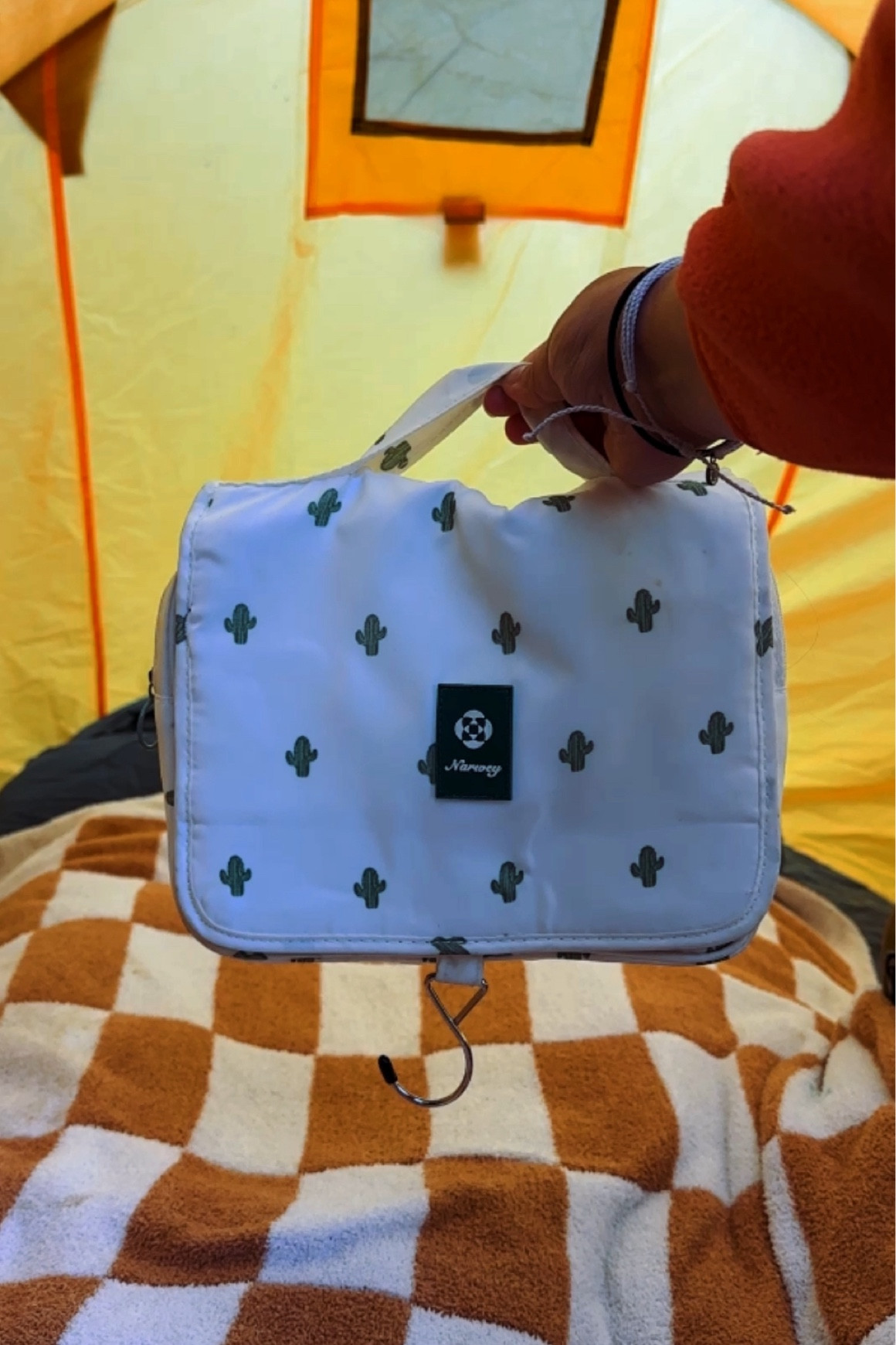 Travel Bag for Skin Care, Make Up + Toiletries 👝

#LTKActive #LTKFitness #LTKTravel