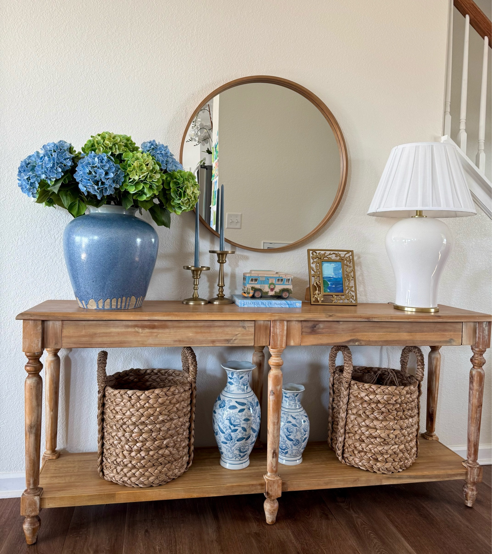 My Coastal entryway decor ! / Spring coastal home decor 

/Real feel faux hydrangea stems, blue hydrangeas, coastal entryway , coastal entryway table, coastal grandma home decor / coastal grandmillineal  home decor / grandmillineal entryway , world market entryway Everett table , blue and white home decor / blue and white entryway table / southern home decor / southern traditional entryway table decor / coastal interiors / coastal southern home decor / white lamp entryway / Ralph Lauren  inspired  home / Americana Inspired home/ pottery barn entryway decor woven baskets 