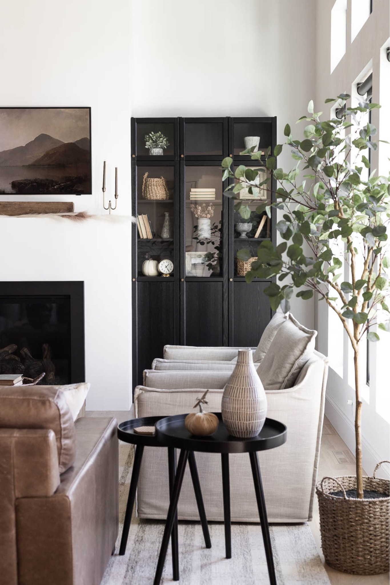 Shop our Fall Living Room

#LTKhome #LTKHoliday #LTKSeasonal