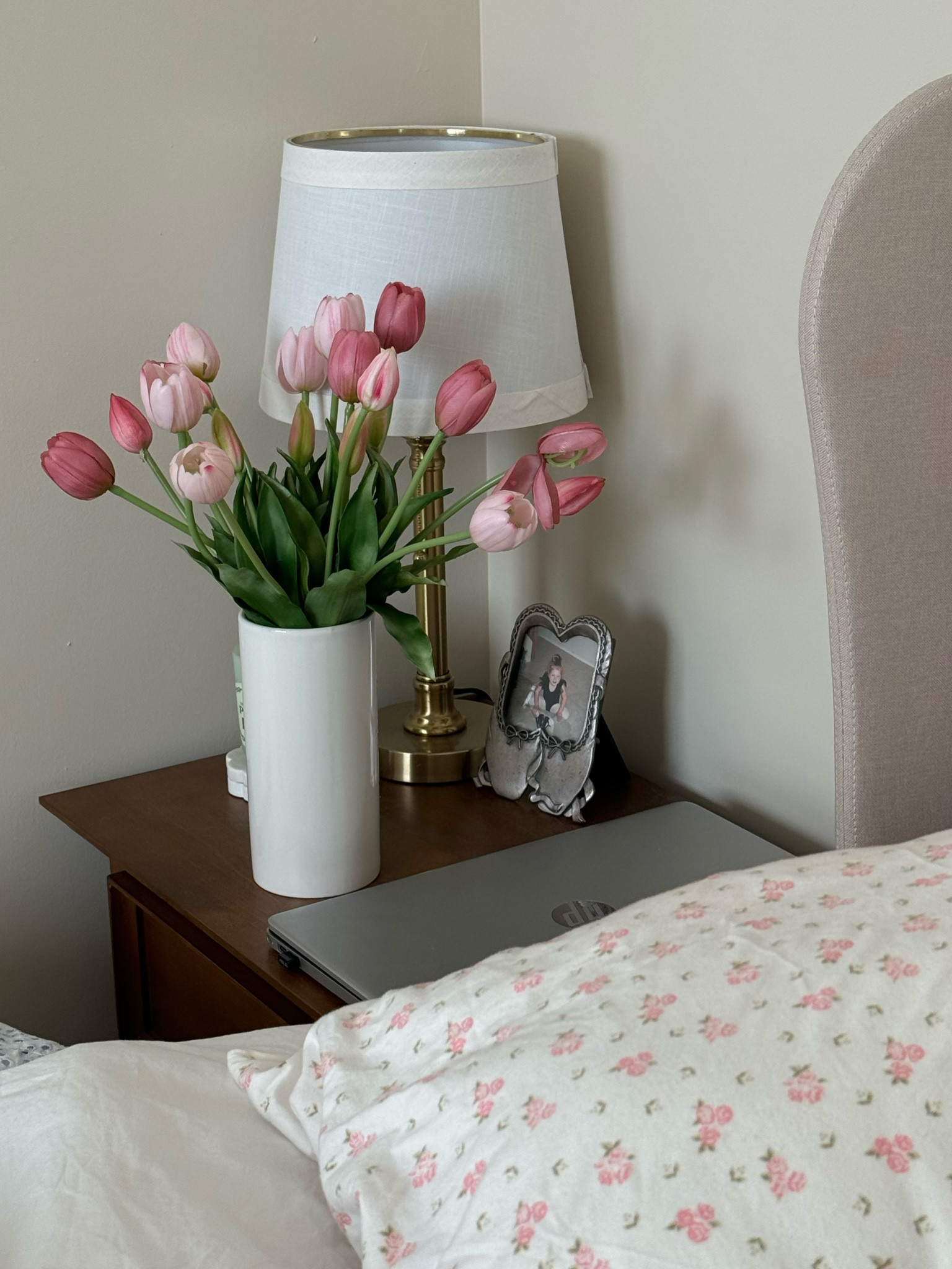 The most realistic faux tulips so you have ‘fresh’ flowers all season long! 🌷 

#LTKFindsUnder50 #LTKSeasonal #LTKHome