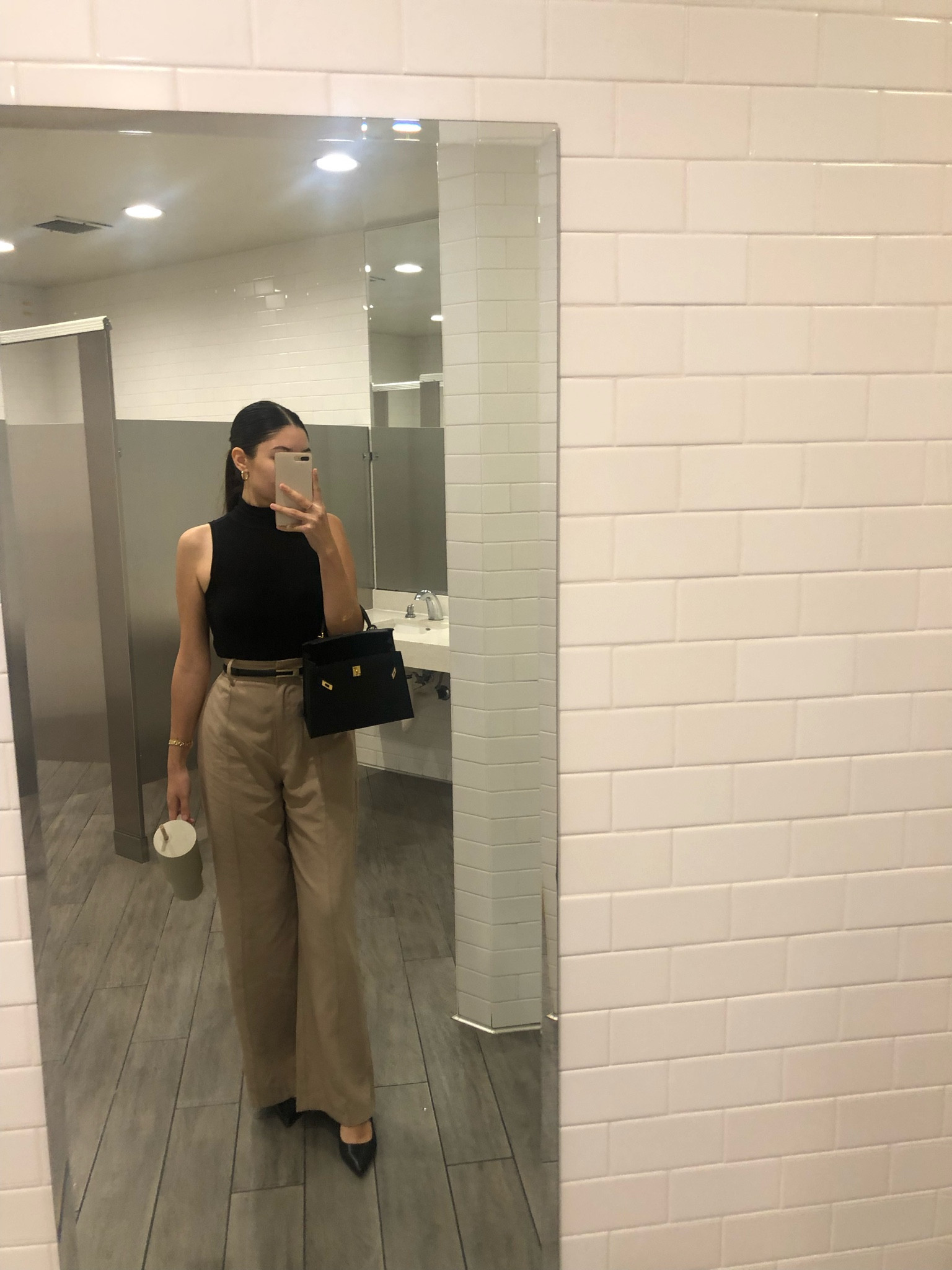 Classy outfit 

#LTKbeauty #LTKstyletip #LTKfindsunder50