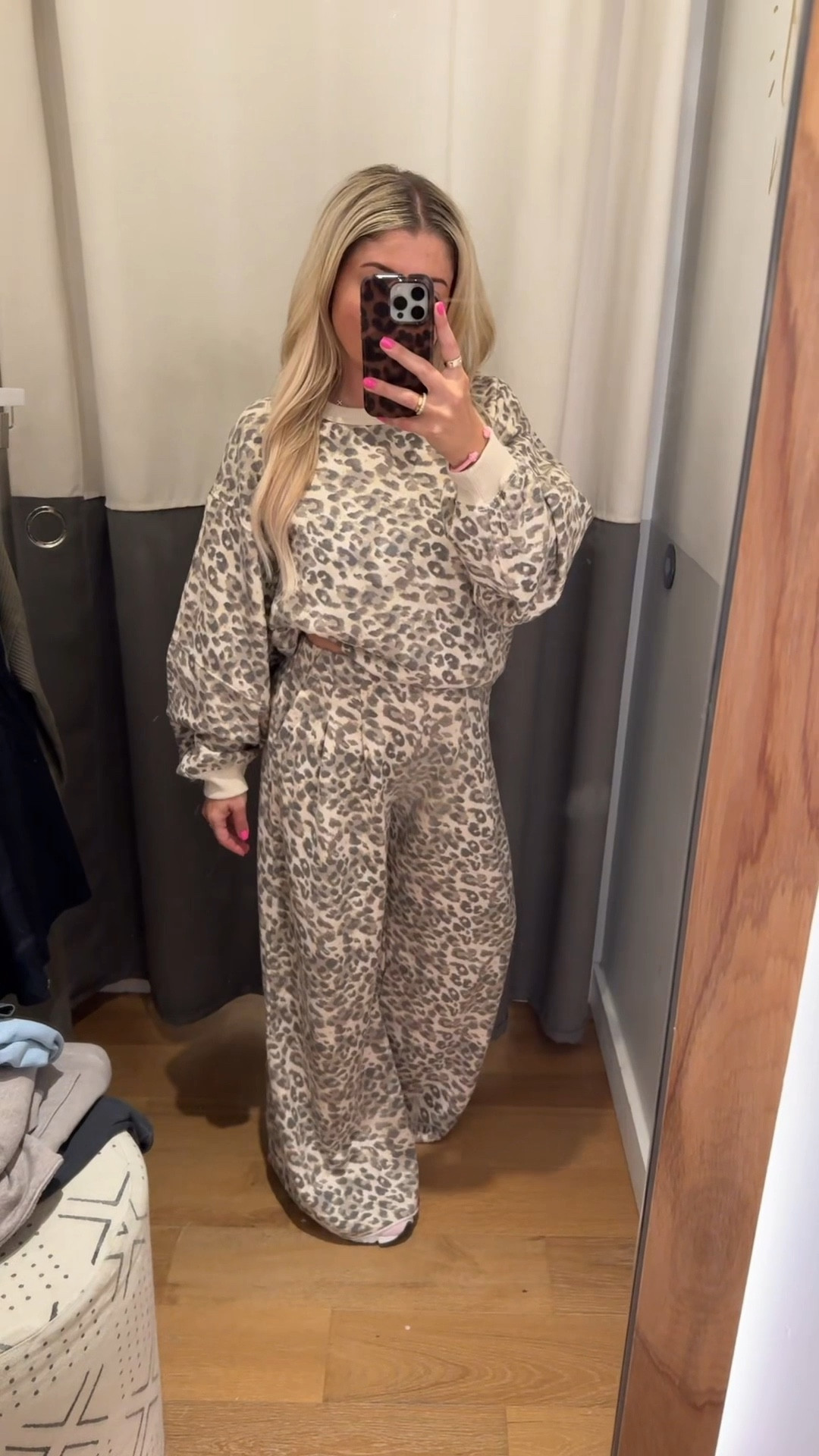 Aerie leopard matching set 
Size small
New balance sneakers tts
Gift idea 

#LTKootd #LTKGiftGuide #LTKSaleAlert