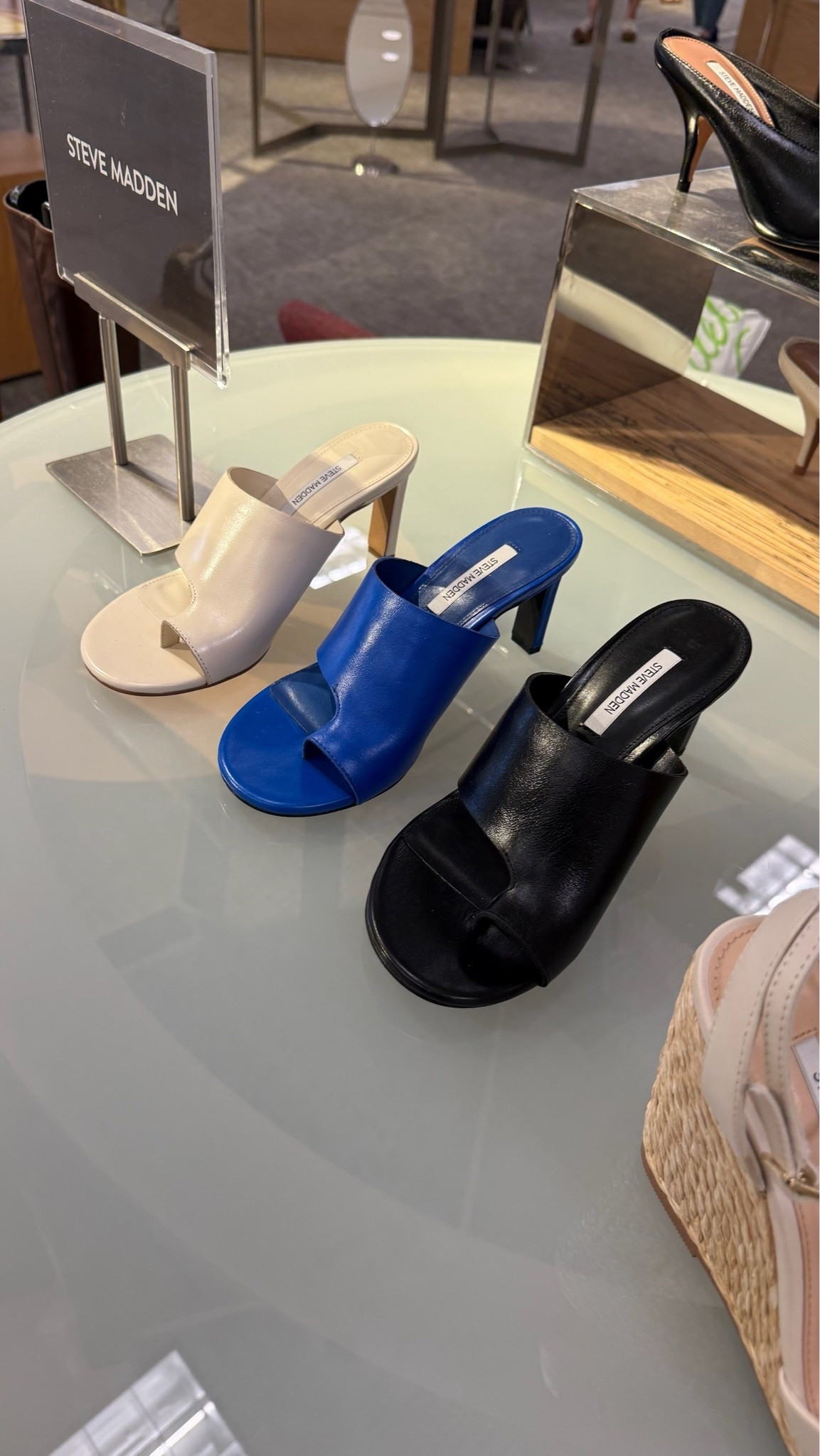 Under $100 Steve Madden mule heels are giving designer vibes! Perfect slip-on heel for work, date night, weddings, brunch, or everyday elevated outfits! Come in multiple colors!

#LTKootd