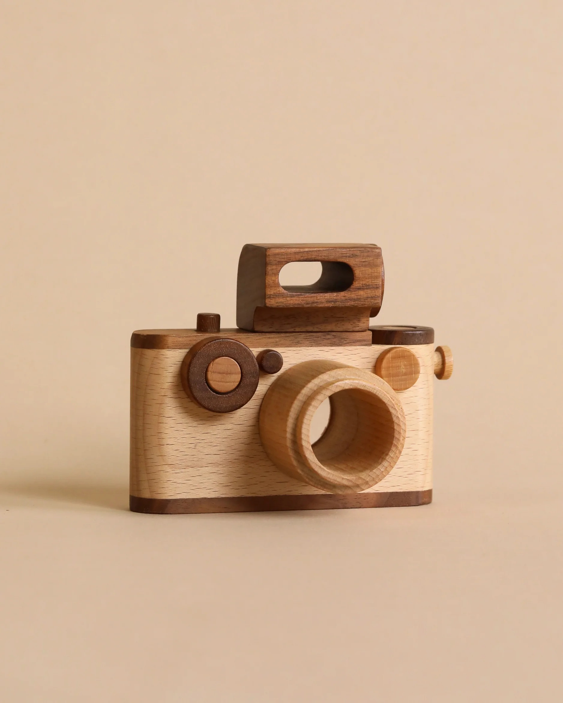 Father’s Factory | Vintage Style Wooden Toy Camera | Odin Parker