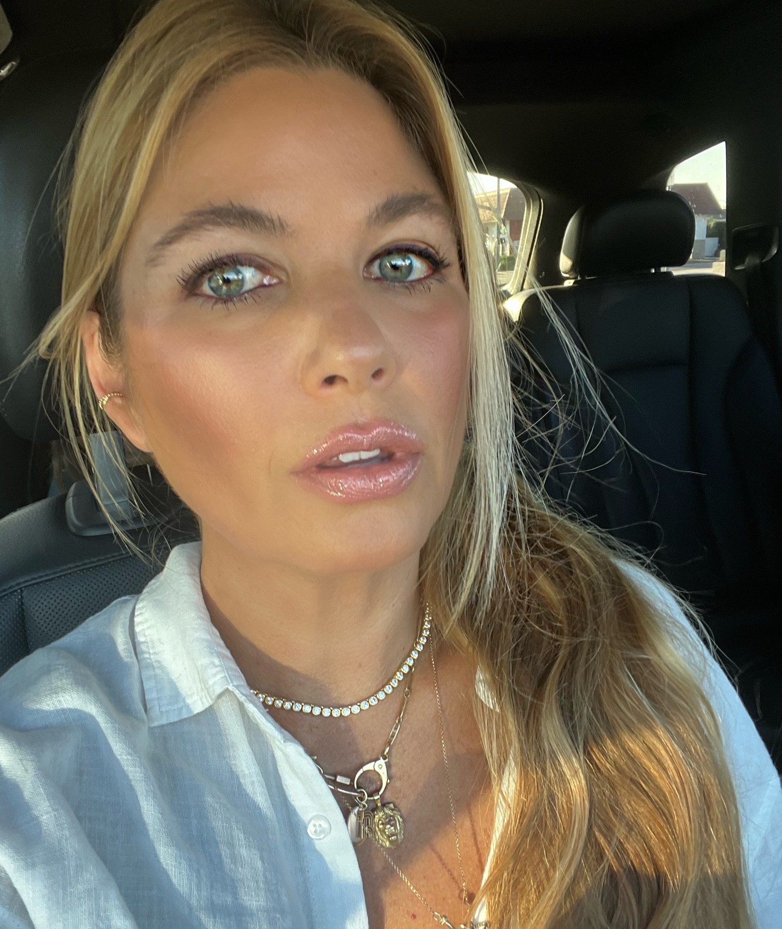 Lip mix, nude lips, lip plumper 

This lip mix delivers the volume:
Liner: Do Whatever
Lipstick: Chocolate strawberry 
Gloss: Chocolate plump 
Foundation: 55
Bronzer: medium 
Blush: Rosa Emozione 
Eyeliner: burgundy 

#LTKunder50 #LTKbeauty #LTKSeasonal