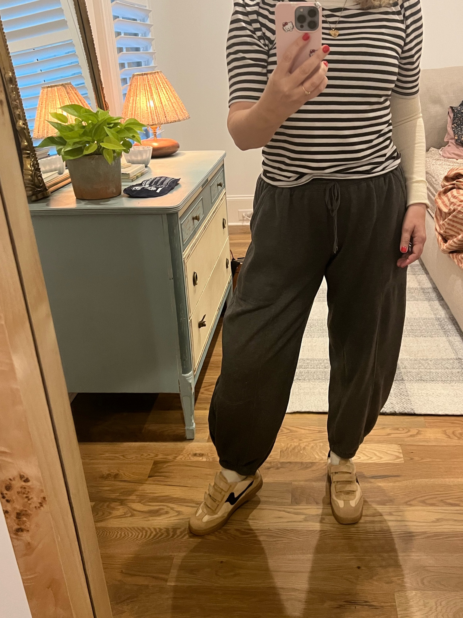 Love these cozy fleece lined sweats!

#LTKFitness #LTKStyleTip