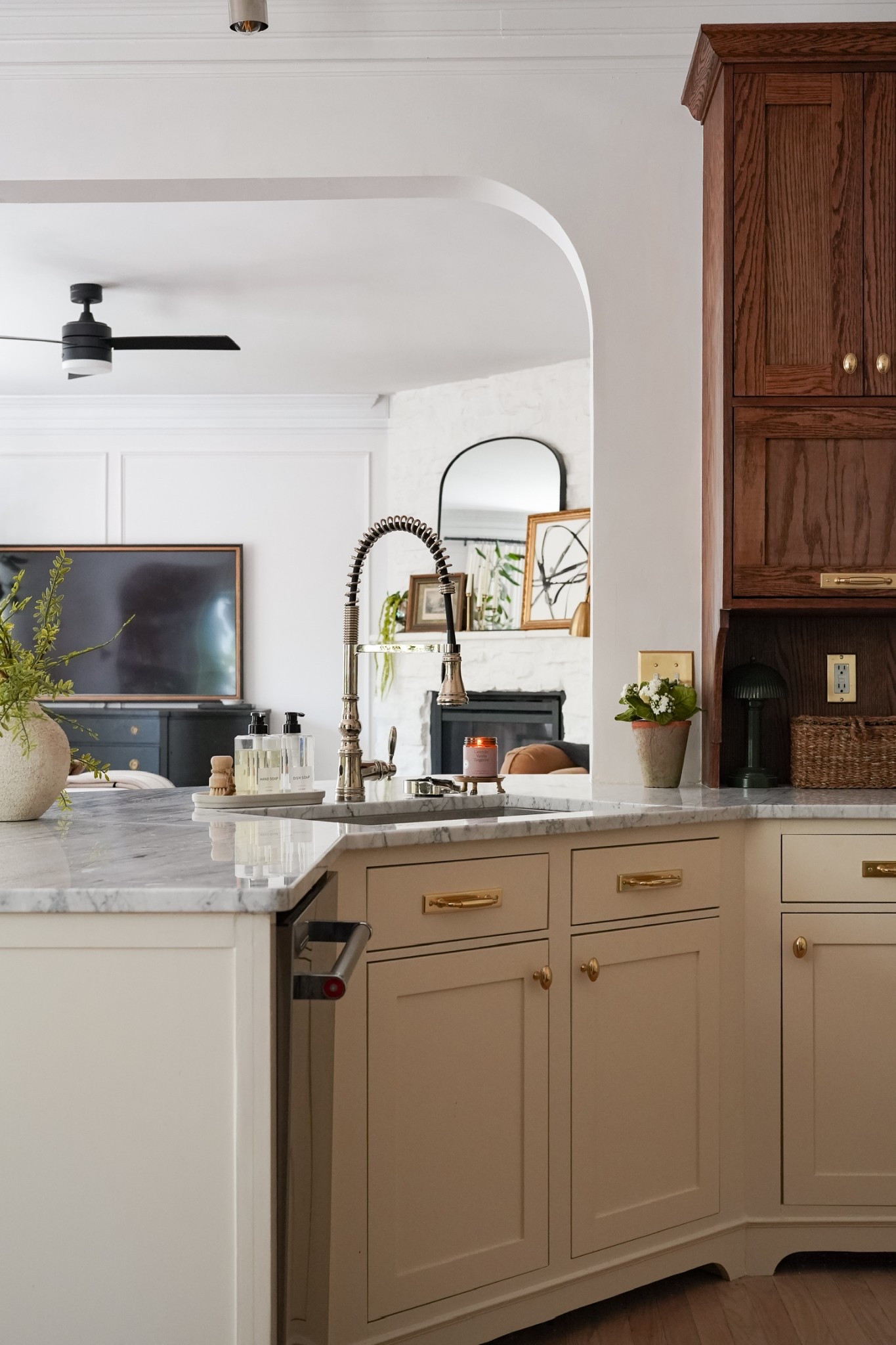 This kitchen is literally a dream come true🥹✨

#LTKFamily #LTKStyleTip #LTKHome