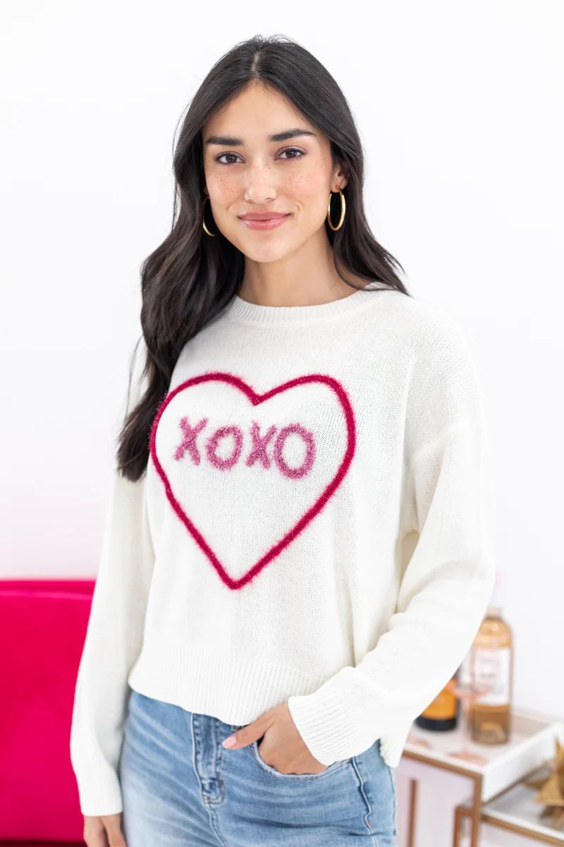 "XOXO" Sweater | Avara