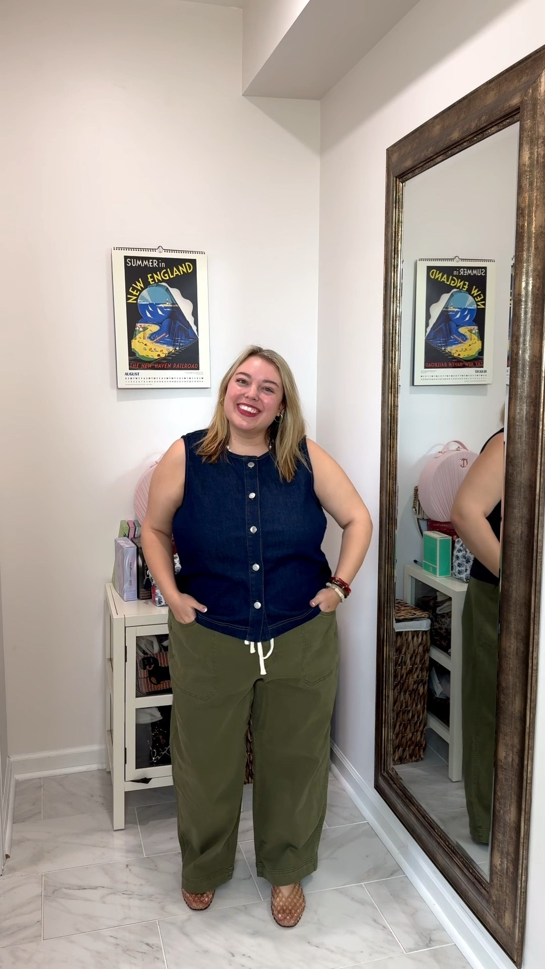 🍂 Target outfits on repeat for fall 🍂

Aren’t these all SO cute!? And all from Target! I’m linking up my recent faves for you to shop. I’m in a 1X in the denim top, size 20 in the olive pants, and a 2X in everything else. 🫶🏼

#LTKPlusSize #LTKSaleAlert #LTKootd