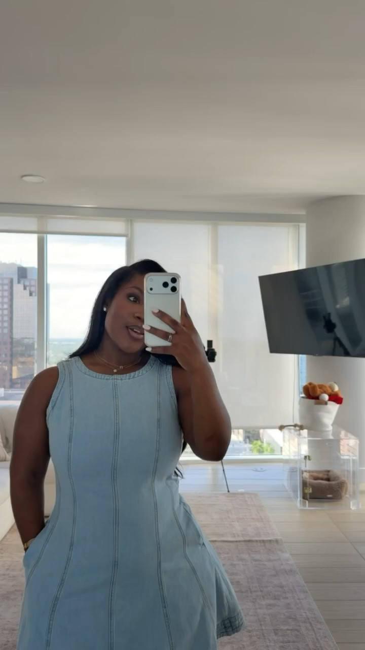 Loving the cinched waist on this denim mini dress. It’s super comfy and the details are so good 🤏🏾🤏🏾

Size: L 

Denim dress, Walmart finds, Walmart fashion, spring dresses, spring outfits, affordable dress, mini dress, Emmy Petit

#LTKSeasonal #LTKMidsize #LTKPetite