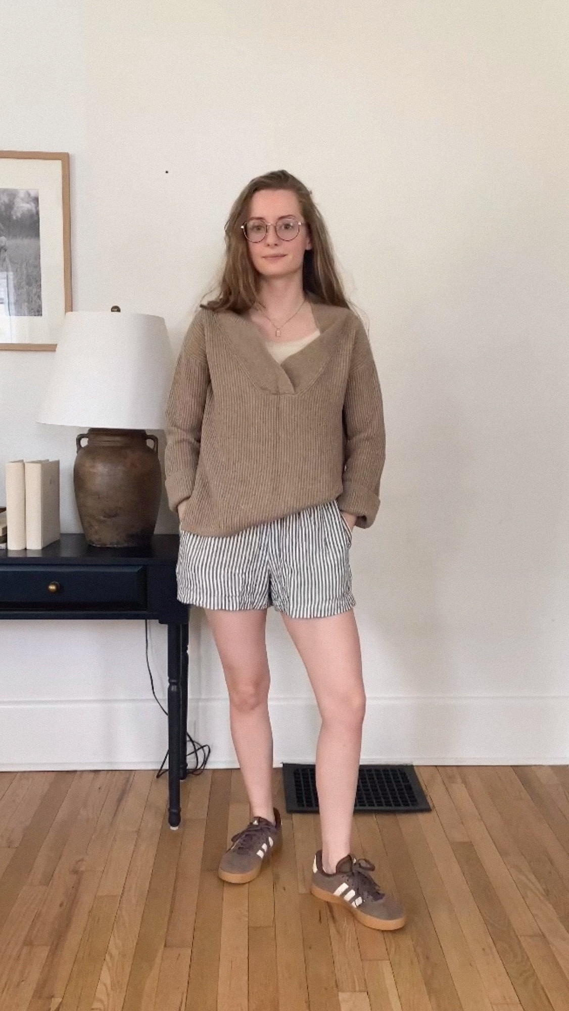 pov: you found your transitioning to fall uniform. 
I’m 5’3” and wearing a small in everything!

#LTKSeasonal #LTKFindsUnder50 #LTKSaleAlert