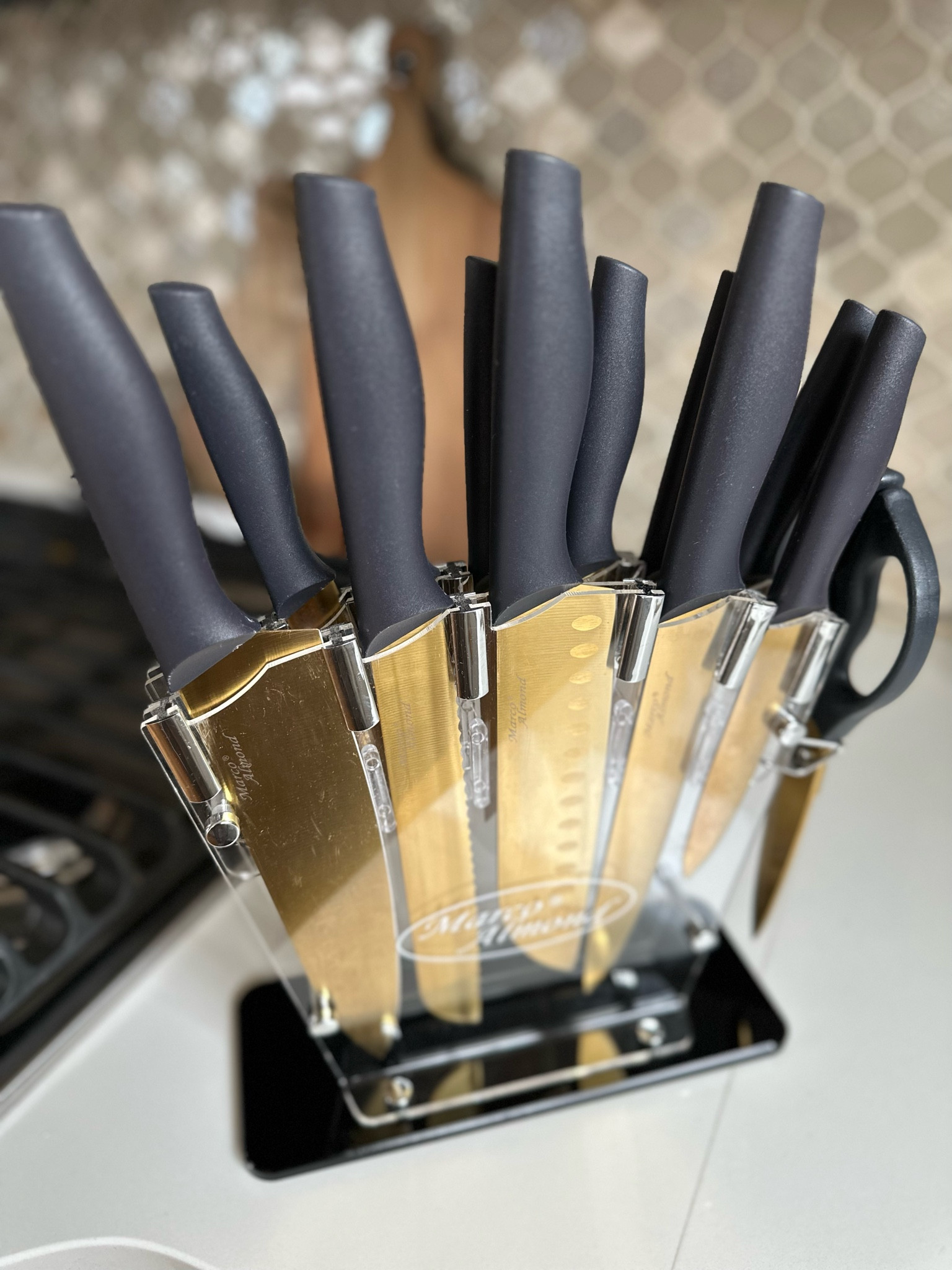 Gold knife set from Amazon 

#LTKhome #LTKFind