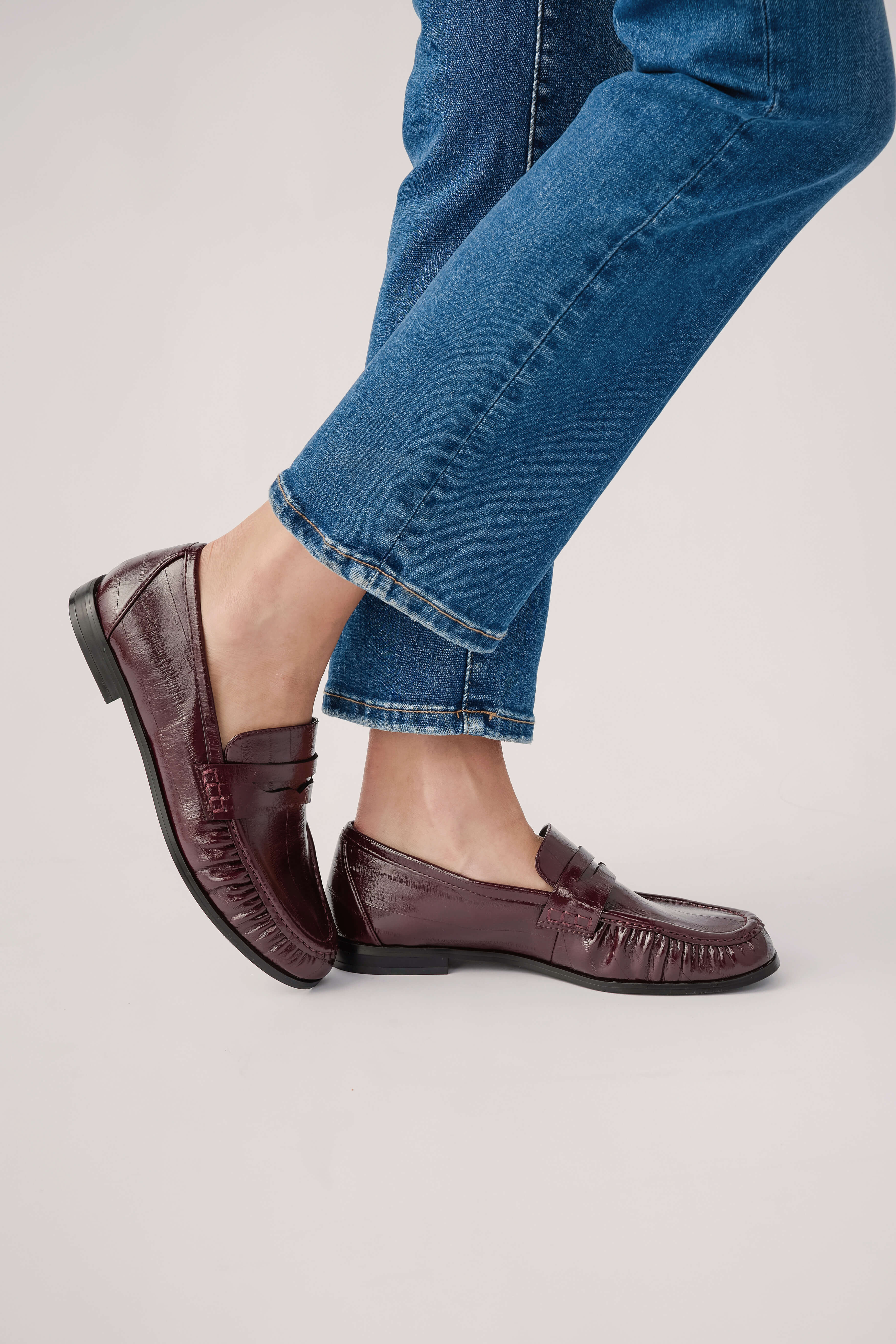 Shu Shop Tokyo Loafer | Social Threads